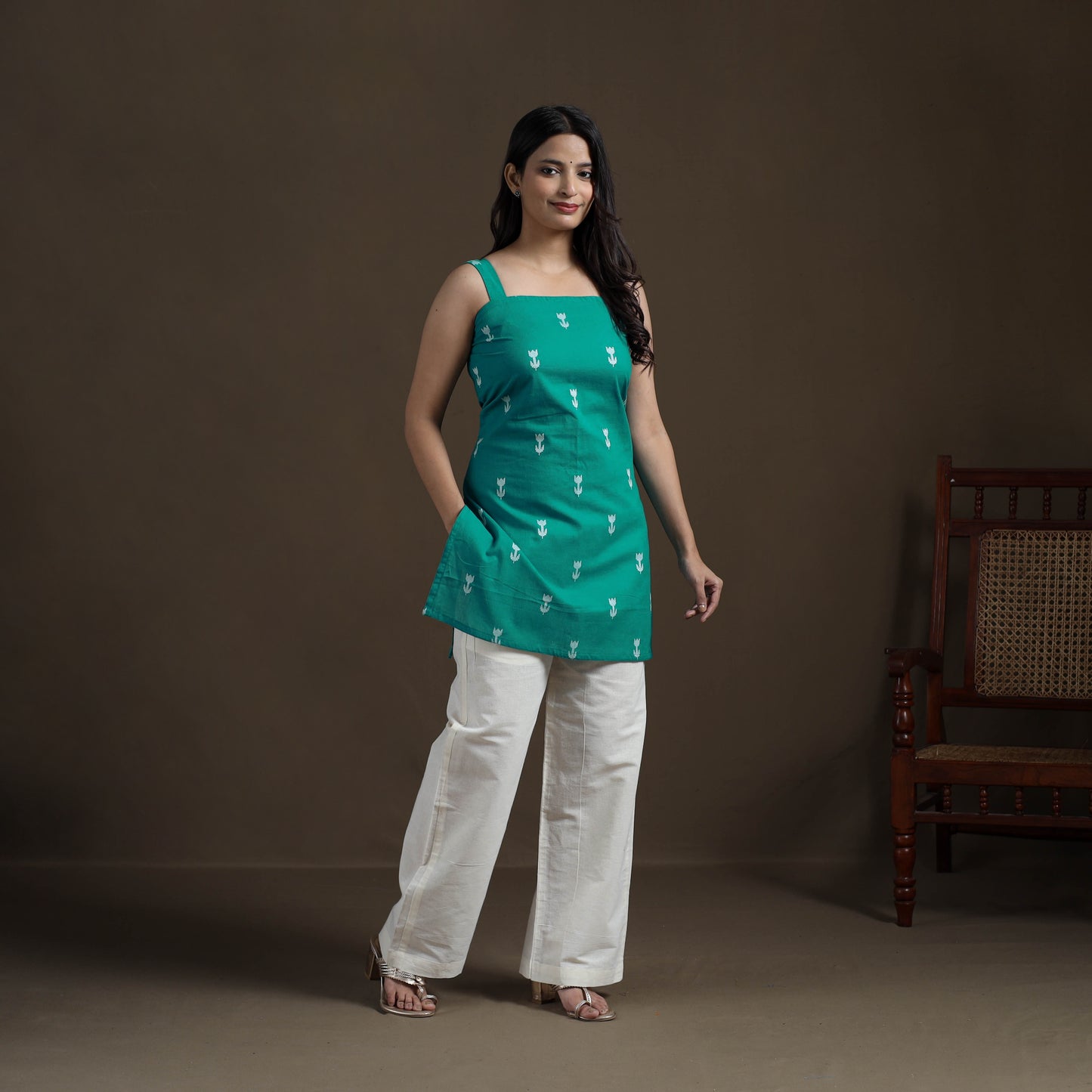 Green - Cotton Short Jacquard Kurta for Women 08