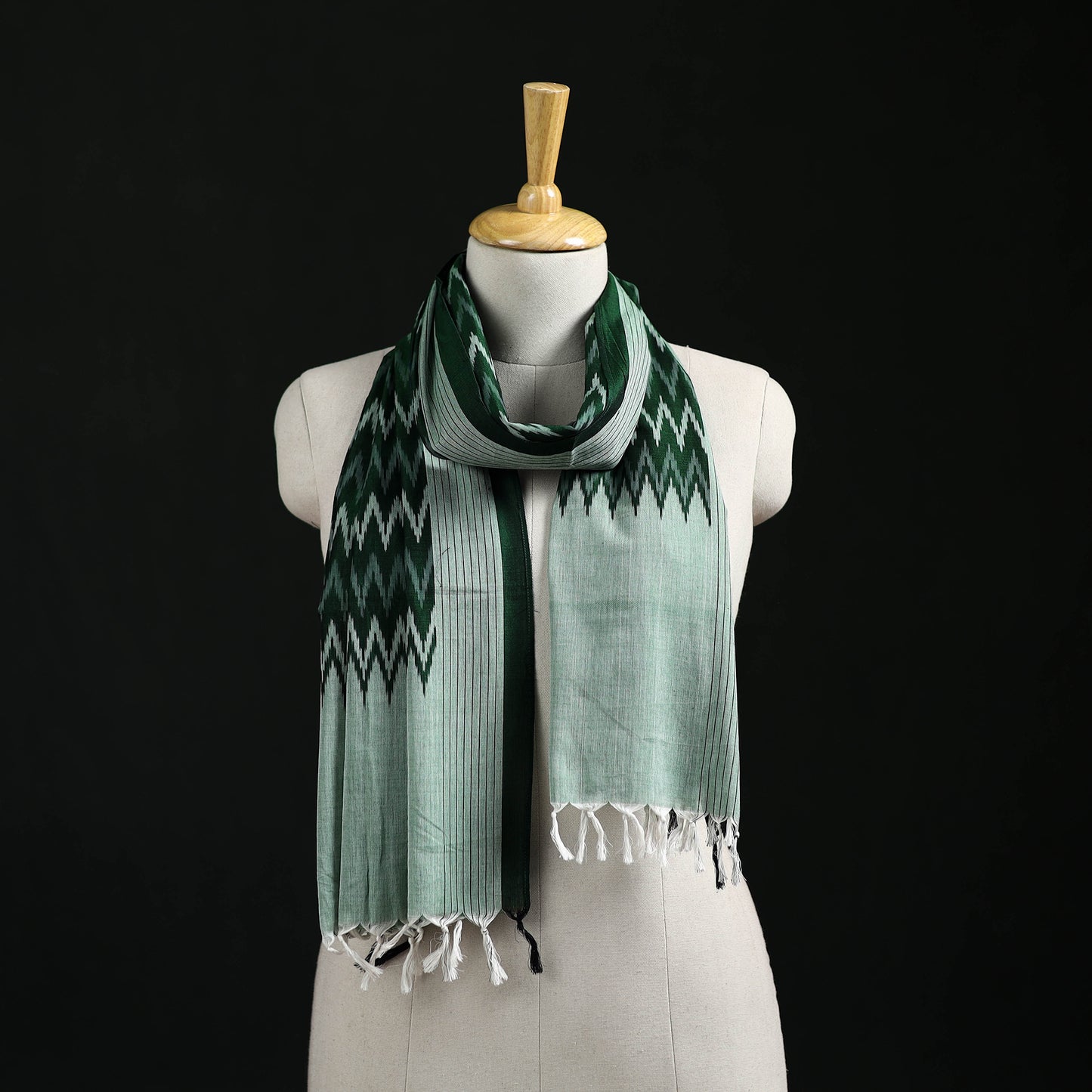 Pochampally Ikat Weave Cotton Stole 33