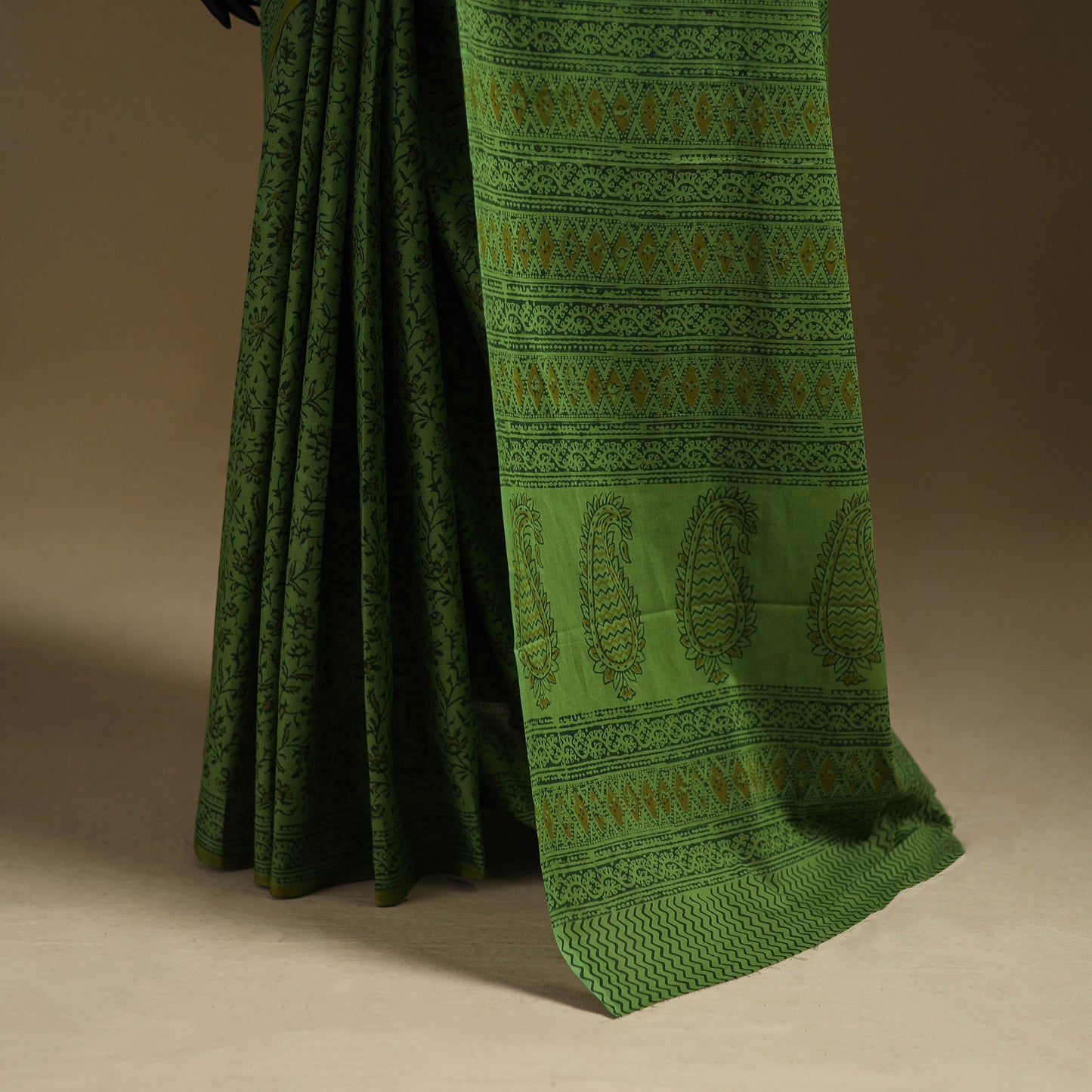 Green - Gamthi Hand Block Print Pure Mul Cotton Saree with Blouse Piece 13