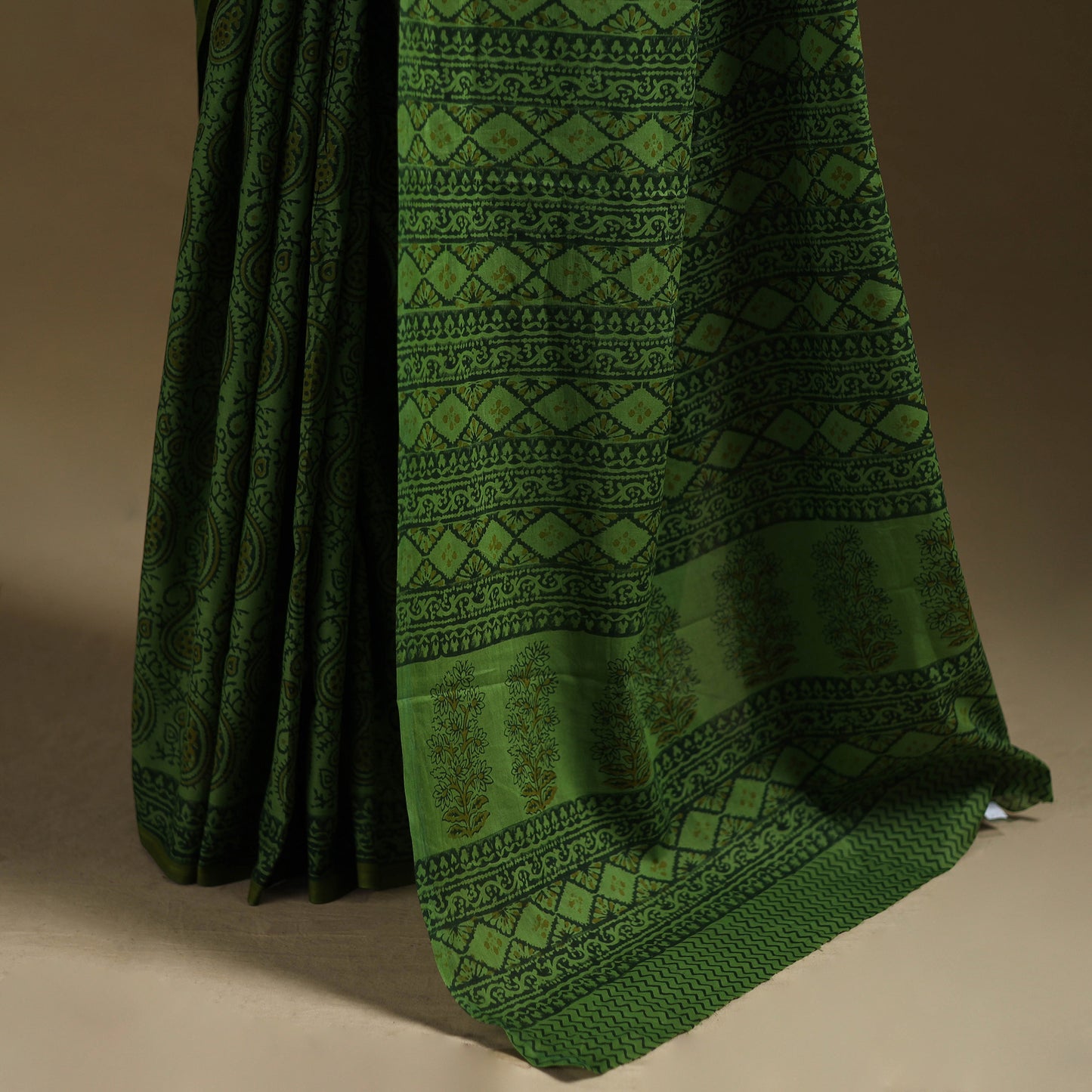 Green - Gamthi Hand Block Print Pure Mul Cotton Saree with Blouse Piece 28