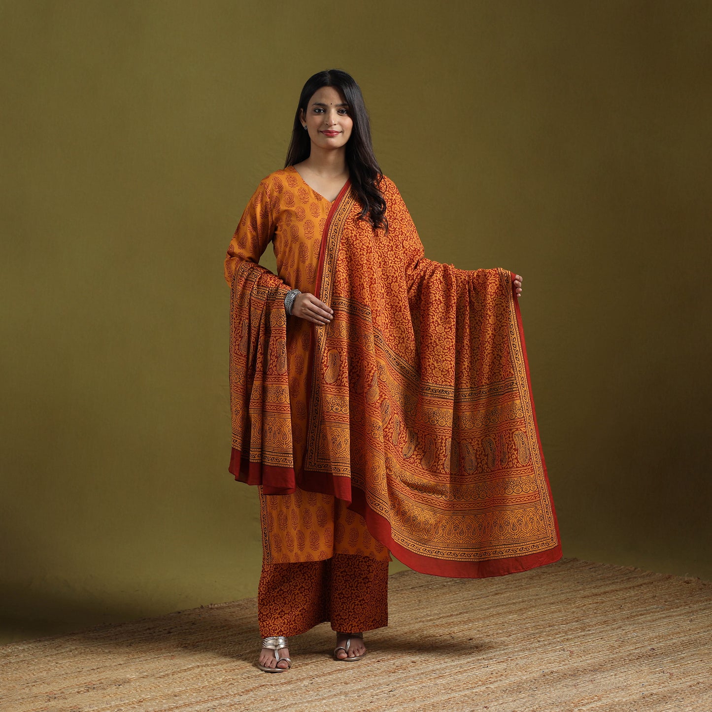Natural Dyed Hand Block Bagh Print Cotton Suit Set with Dupatta for Women 16