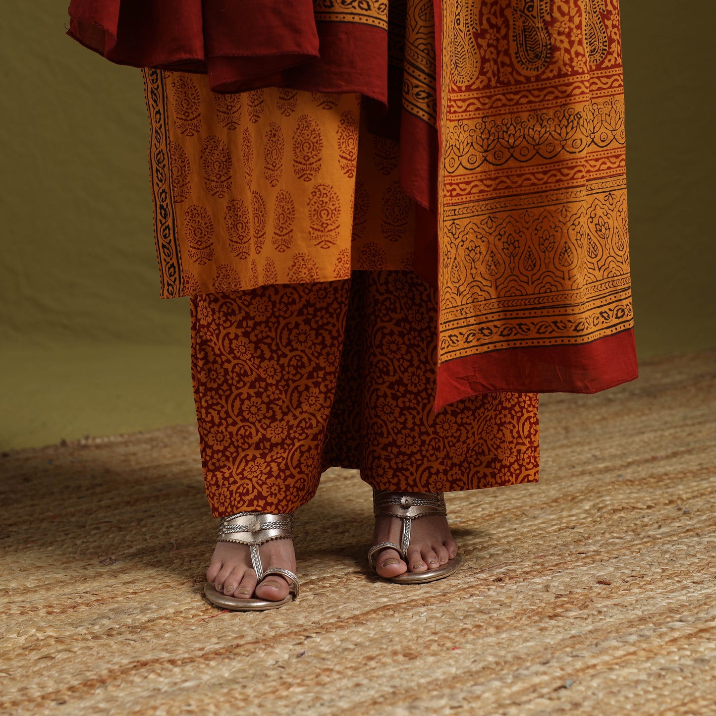 Natural Dyed Hand Block Bagh Print Cotton Suit Set with Dupatta for Women 16