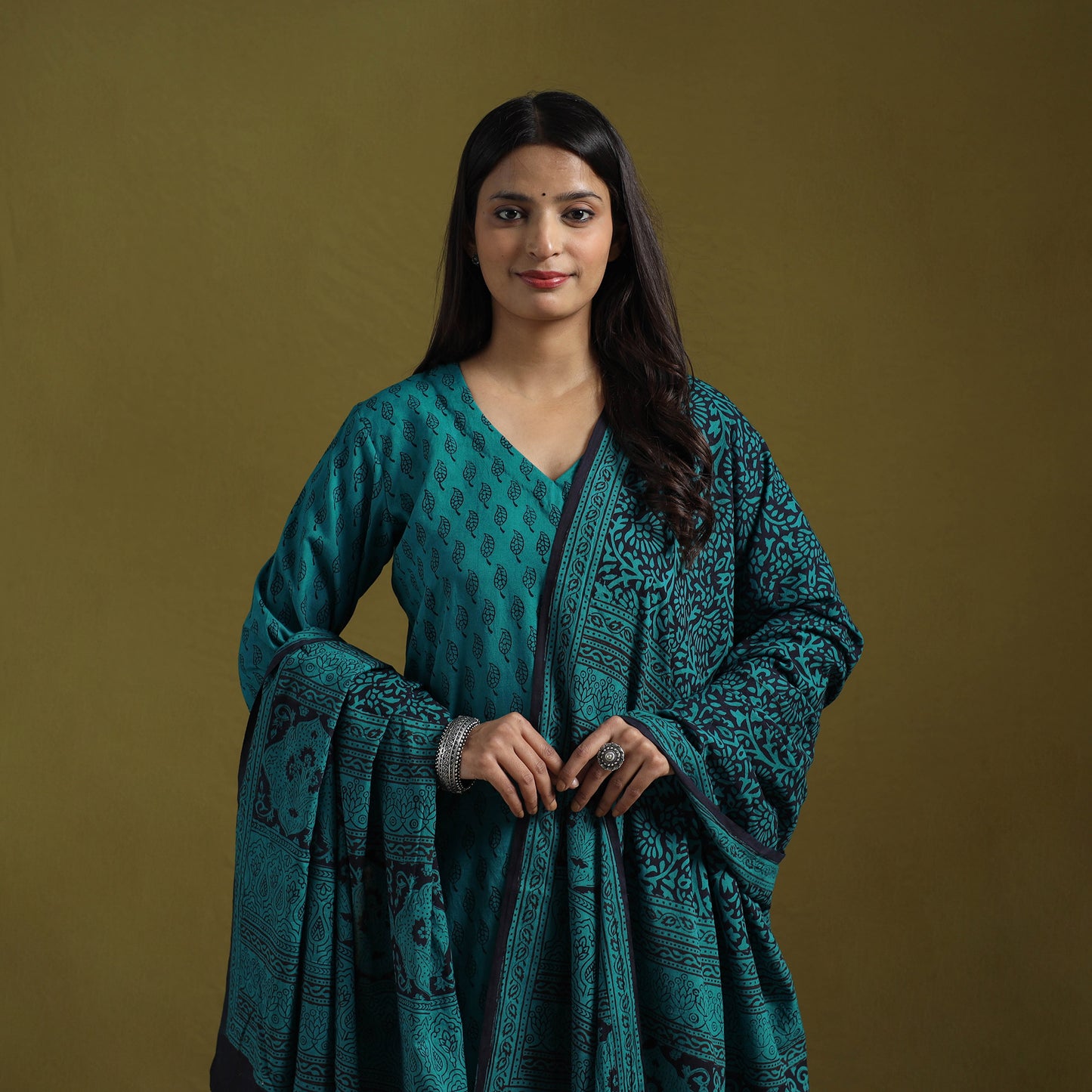 Natural Dyed Hand Block Bagh Print Cotton Suit Set with Dupatta for Women 17