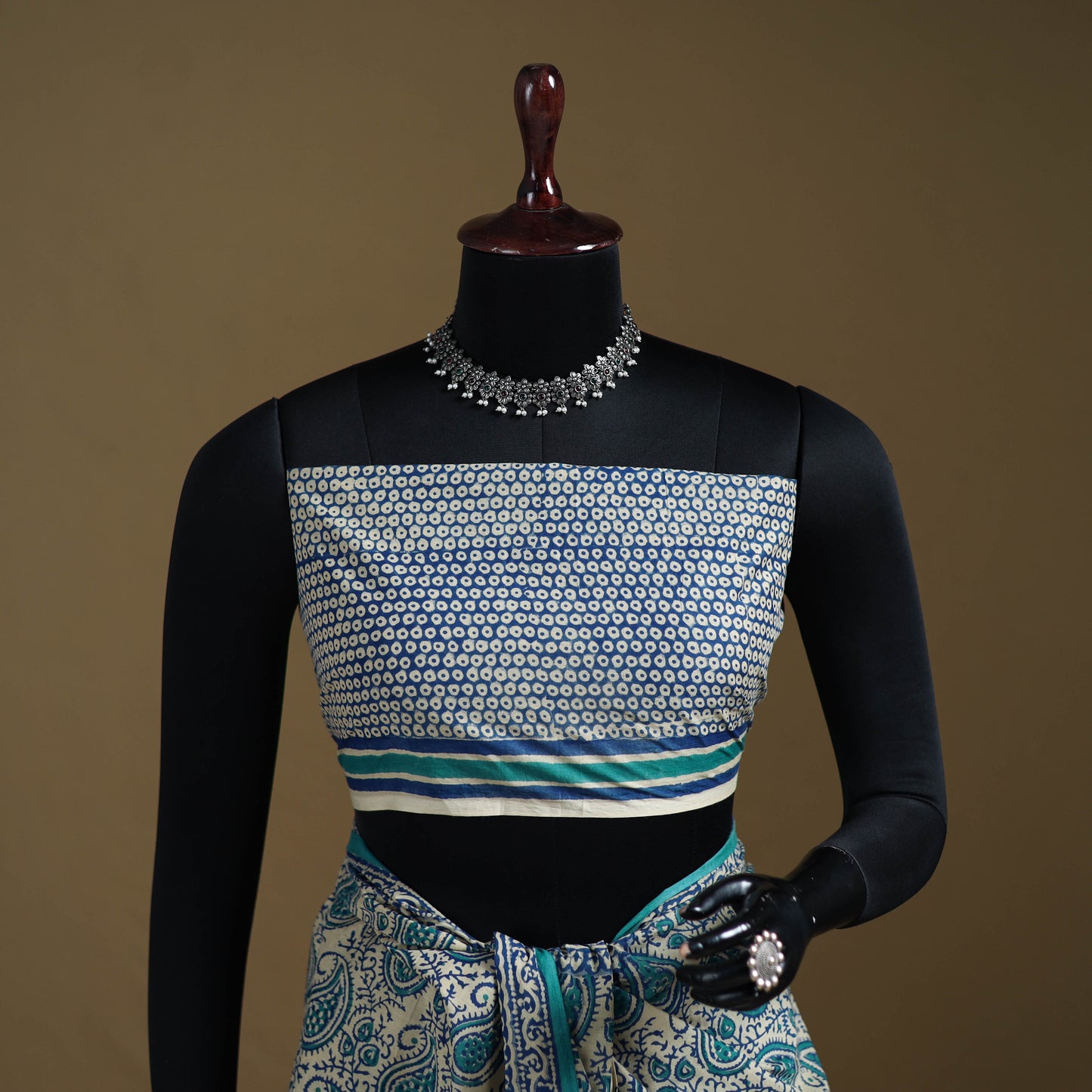 White - Gamthi Hand Block Print Pure Mul Cotton Saree with Blouse Piece 32