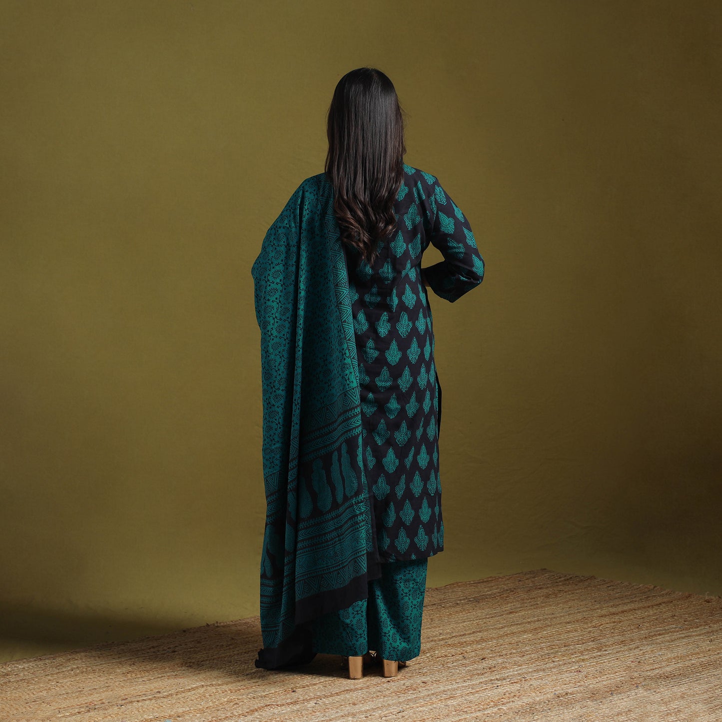 Natural Dyed Hand Block Bagh Print Cotton Suit Set with Dupatta for Women 06