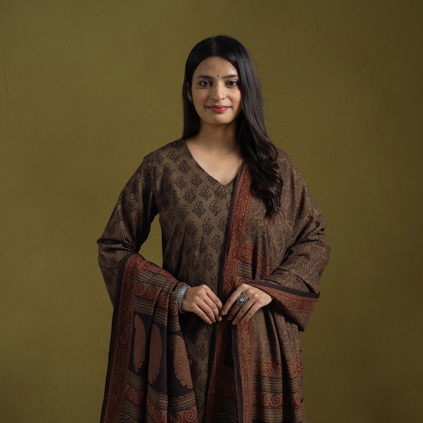 Natural Dyed Hand Block Bagh Print Cotton Suit Set with Dupatta for Women 19