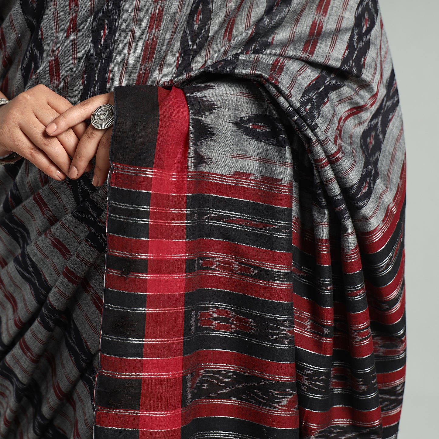 Grey - Sambalpuri Ikat Weave Handloom Cotton Saree 16
