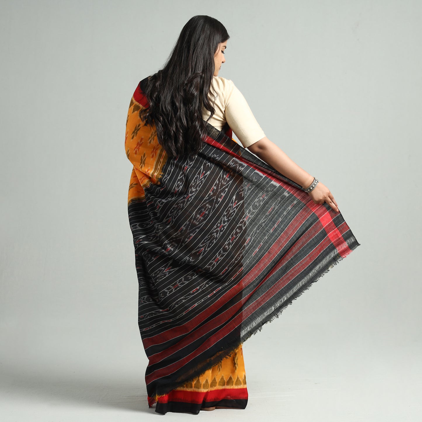Yellow - Sambalpuri Ikat Weave Handloom Cotton Saree 18