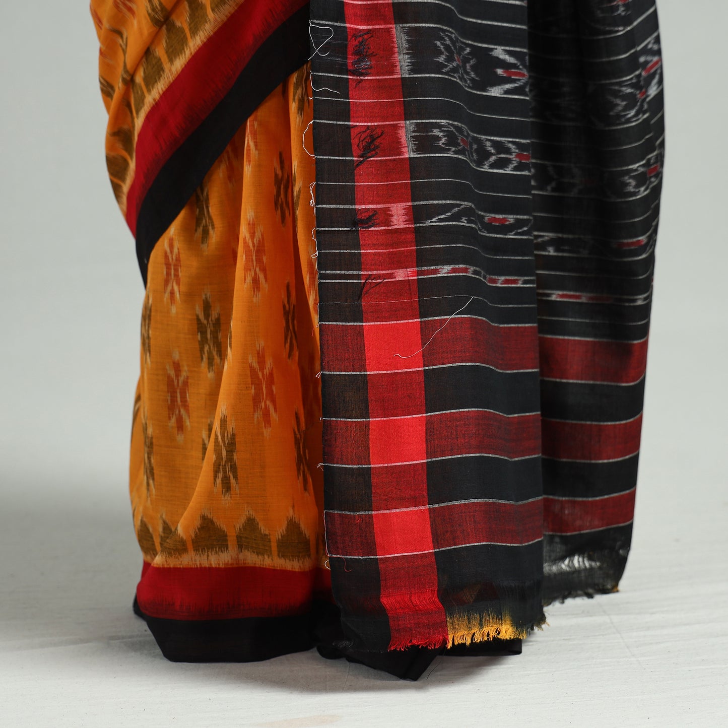 Yellow - Sambalpuri Ikat Weave Handloom Cotton Saree 18