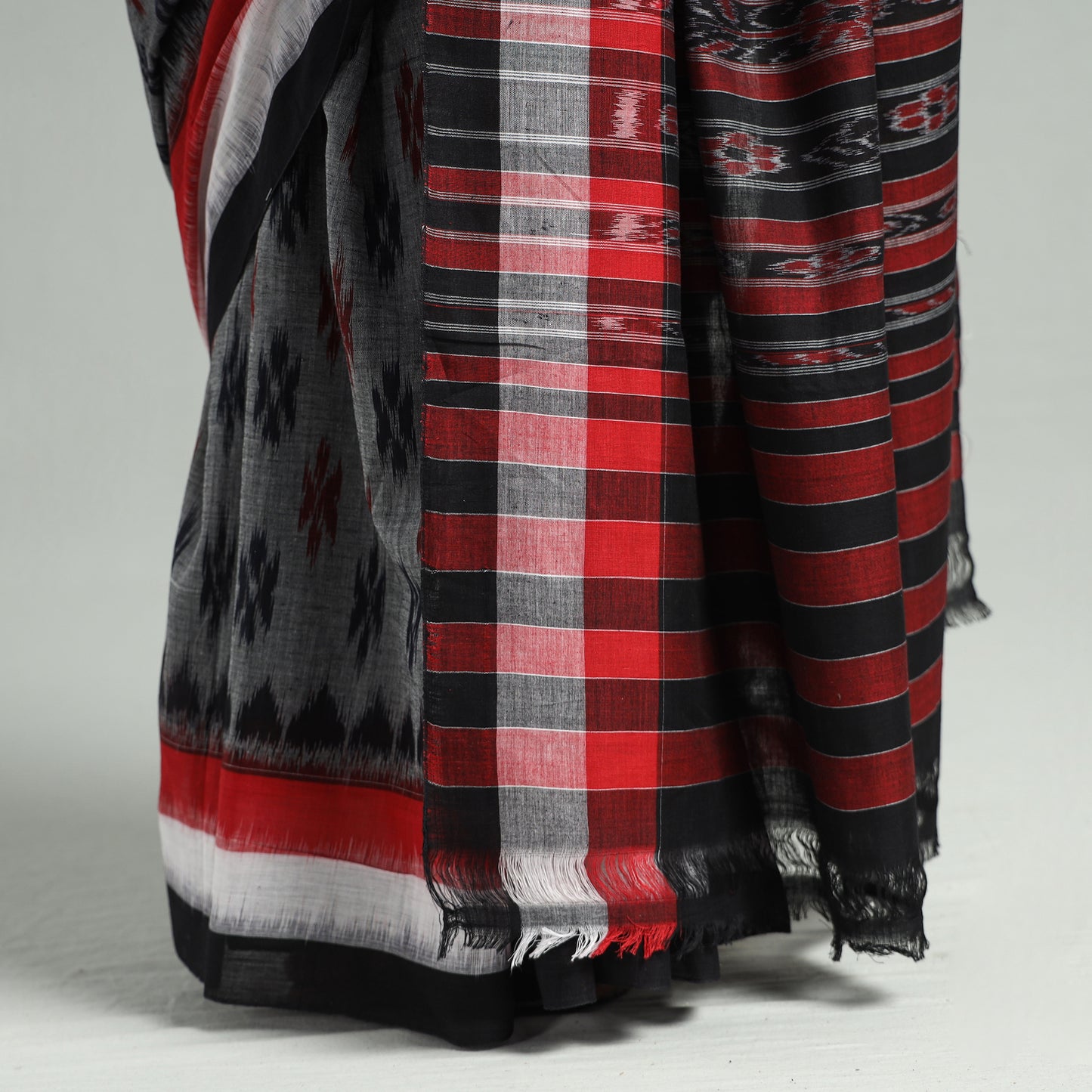 Grey - Sambalpuri Ikat Weave Handloom Cotton Saree 19