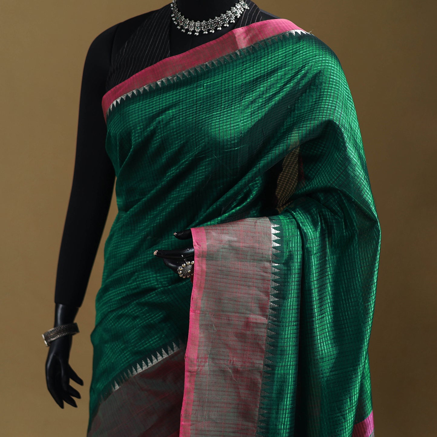 Green - Pure Handwoven Mangalagiri Silk Cotton Pattu Saree with Zari Border 01