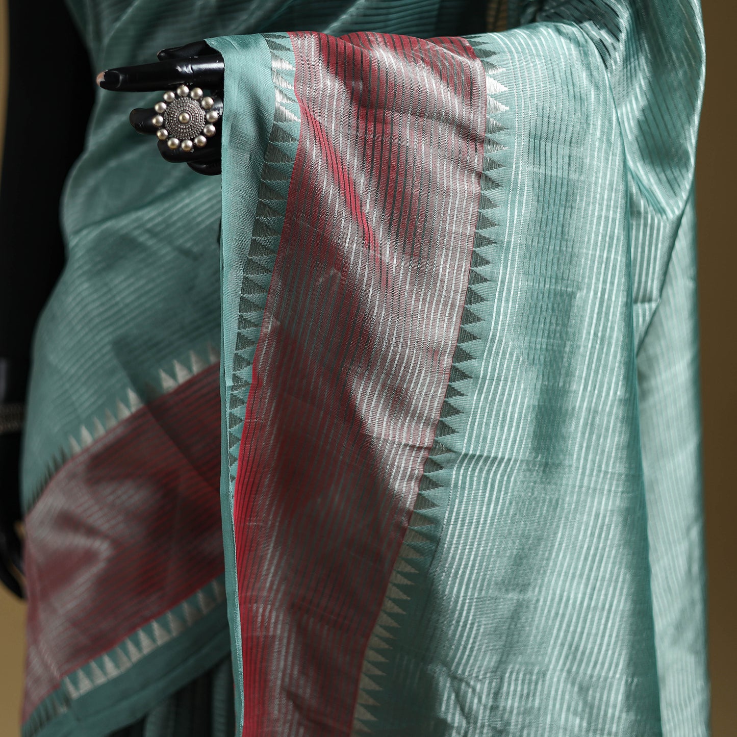 Green - Pure Handwoven Mangalagiri Silk Cotton Pattu Saree with Zari Border 05