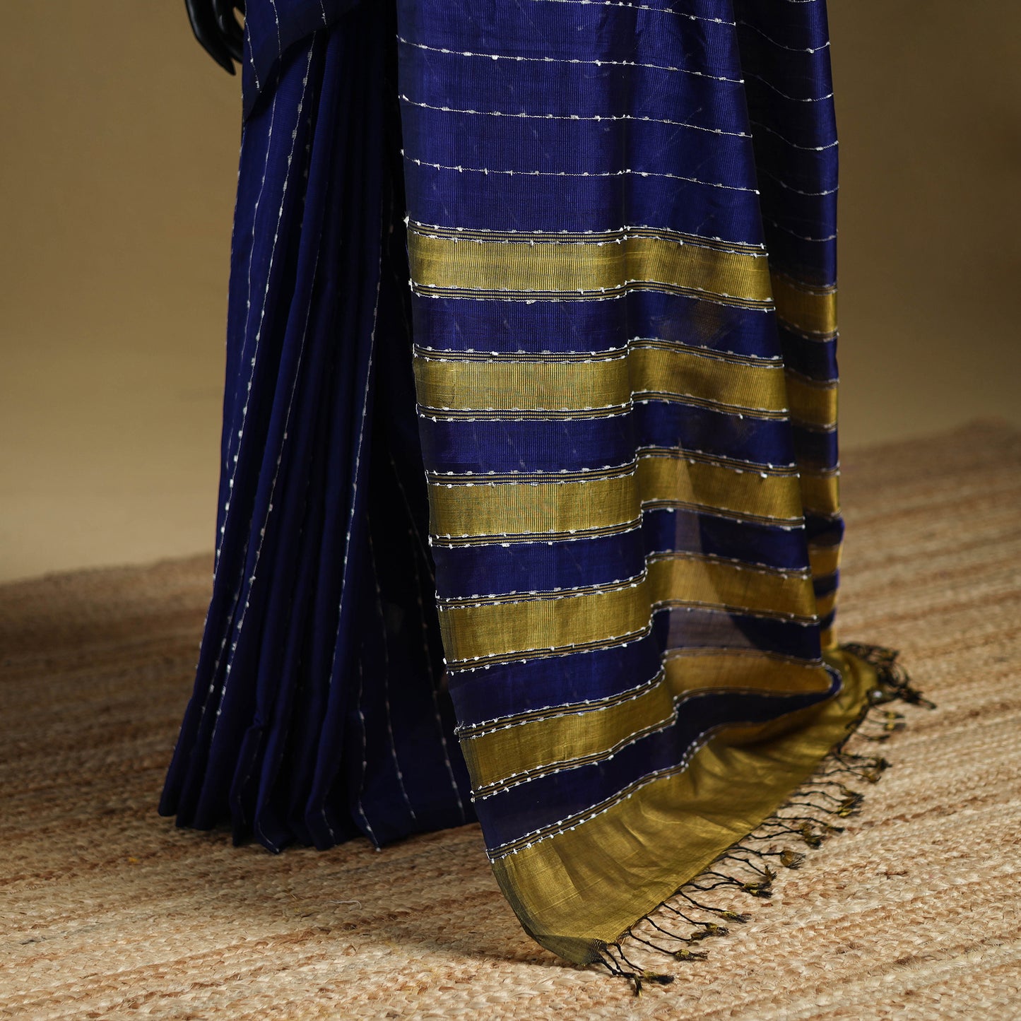Pure Handwoven Mangalagiri Silk Cotton Pattu Saree 18