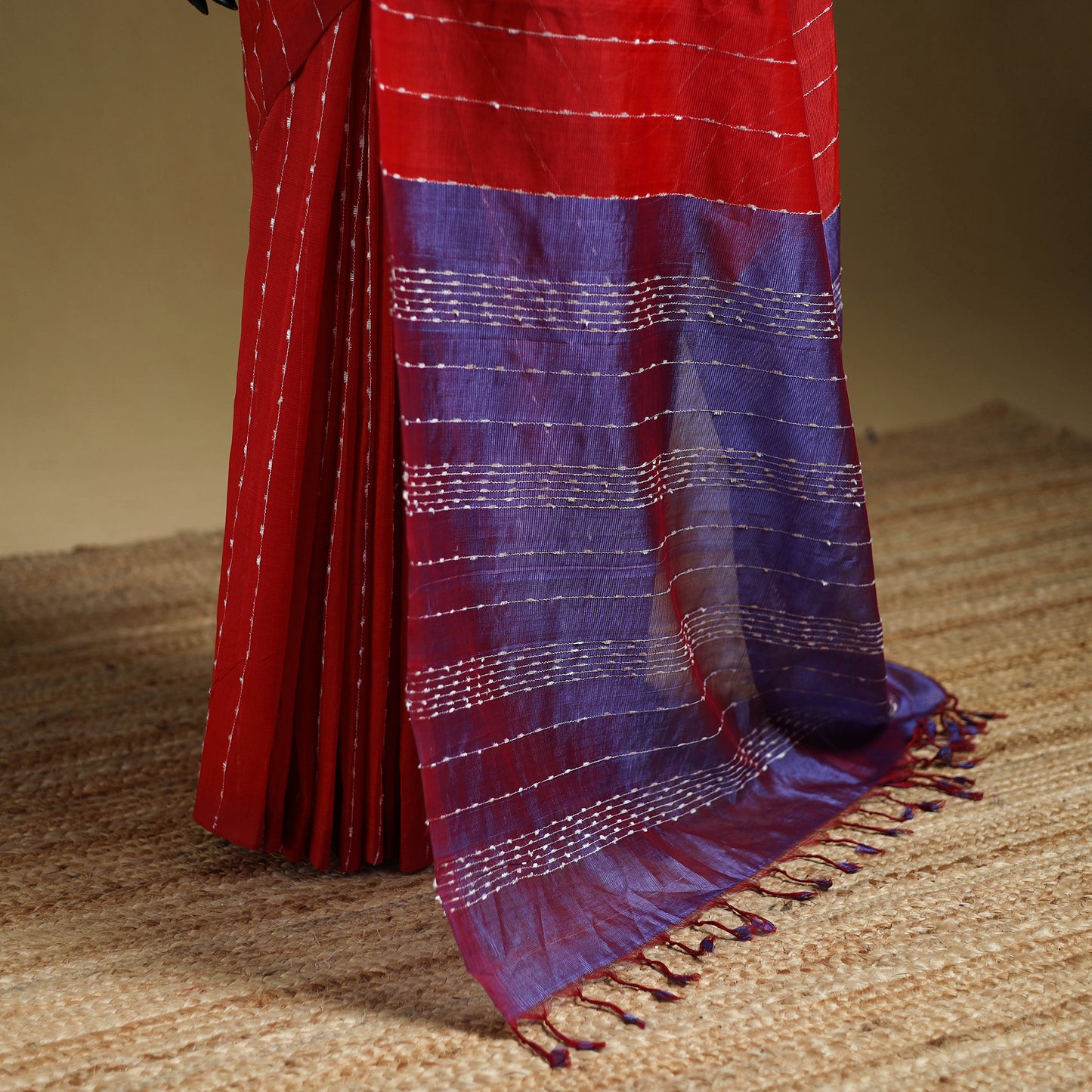 Red - Pure Handwoven Mangalagiri Silk Cotton Pattu Saree 24
