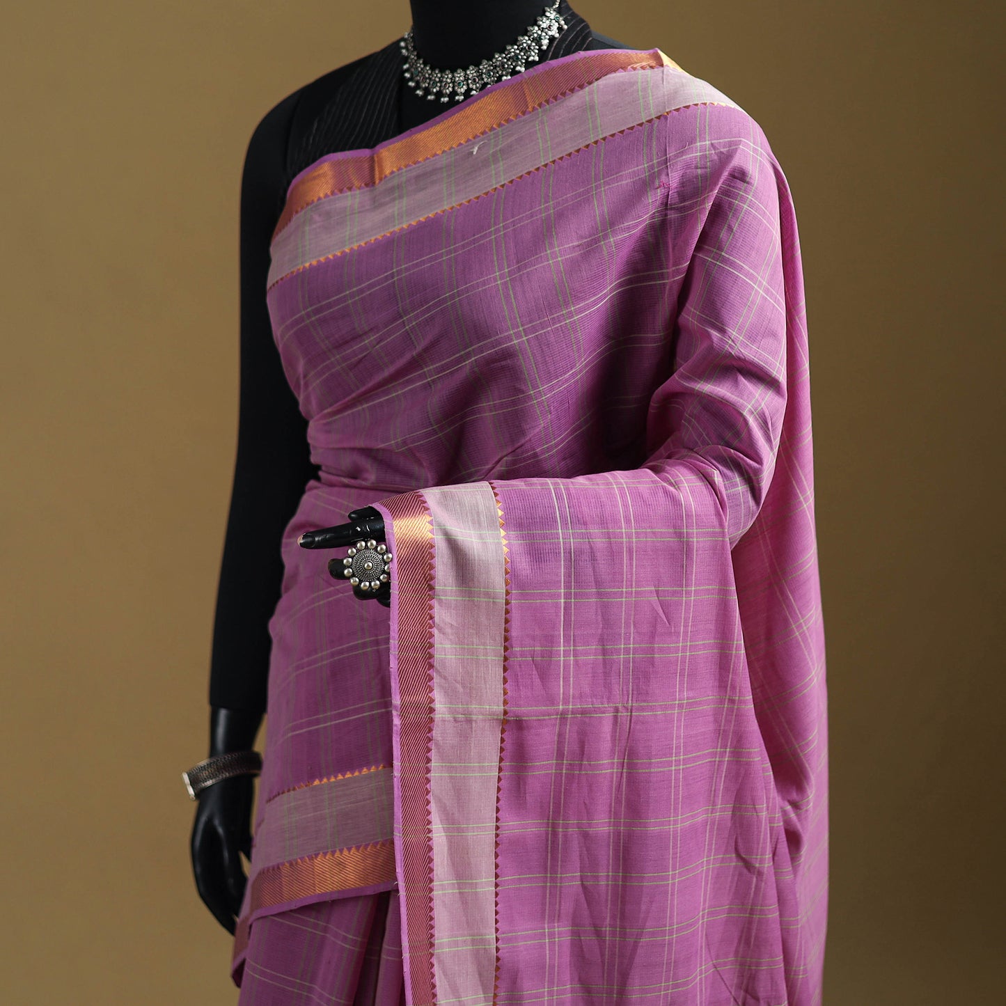 Purple - Pure Handwoven Zari Checks Mangalagiri Cotton Saree 29