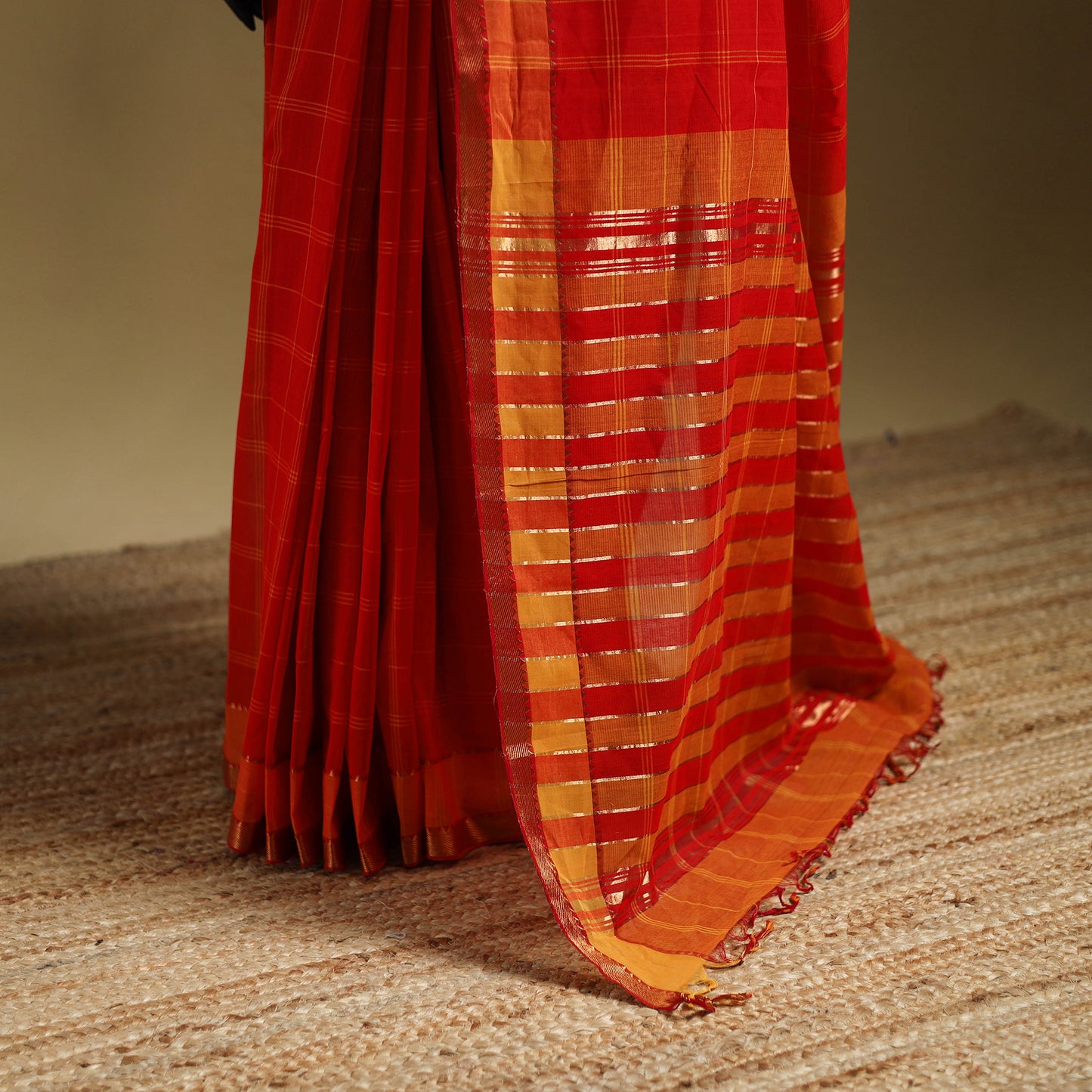 Red - Pure Handwoven Zari Checks Mangalagiri Cotton Saree 31