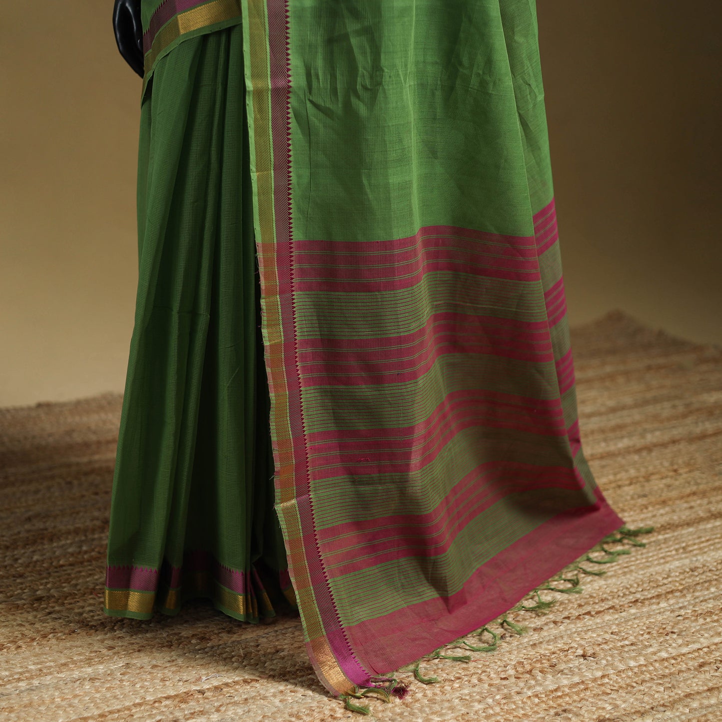 Green - Pure Handwoven Mangalagiri Cotton Saree with Zari Border 38