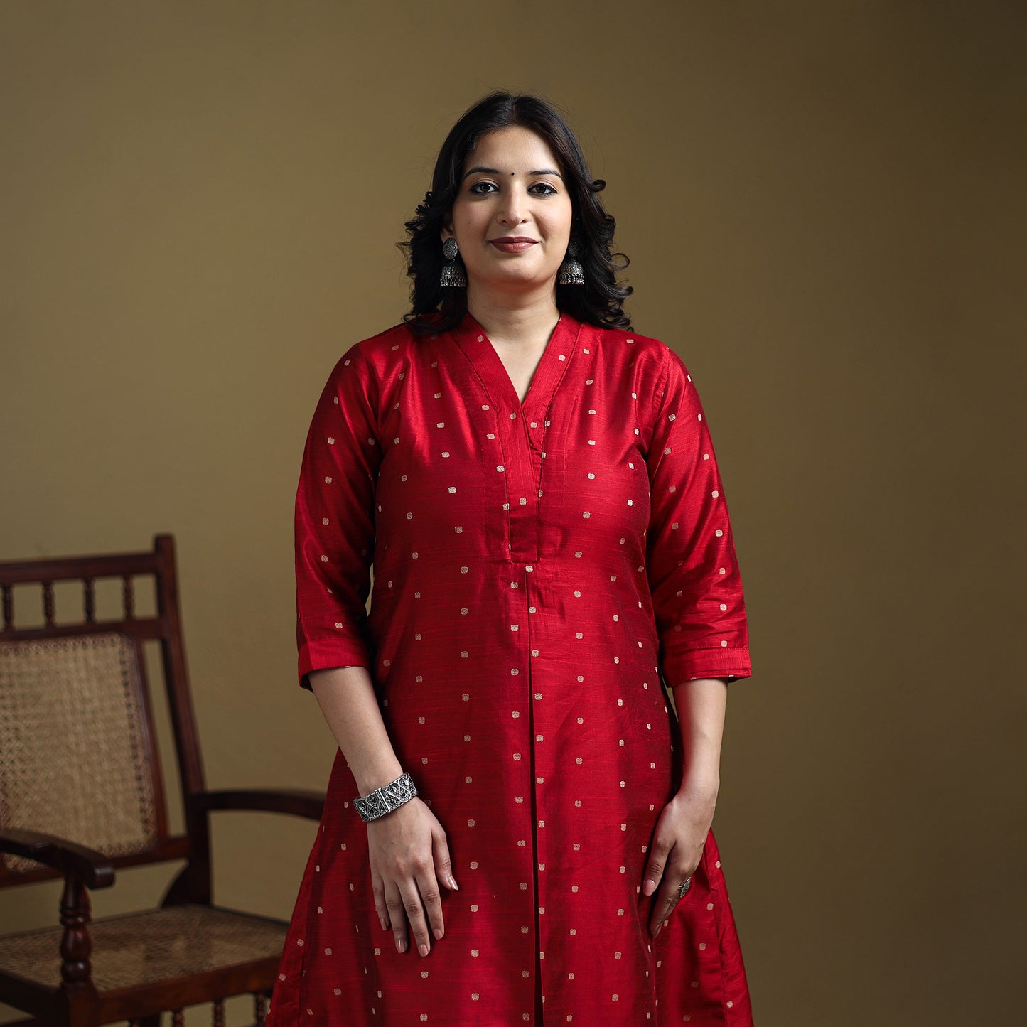 Red - Plain Spun Dupion Viscose Silk Buti A-Line Kurta for women 01