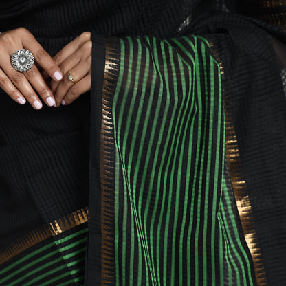 Black - Mangalagiri Missing Checks Cotton Handloom Saree with Pochampally Ikat Blouse Piece