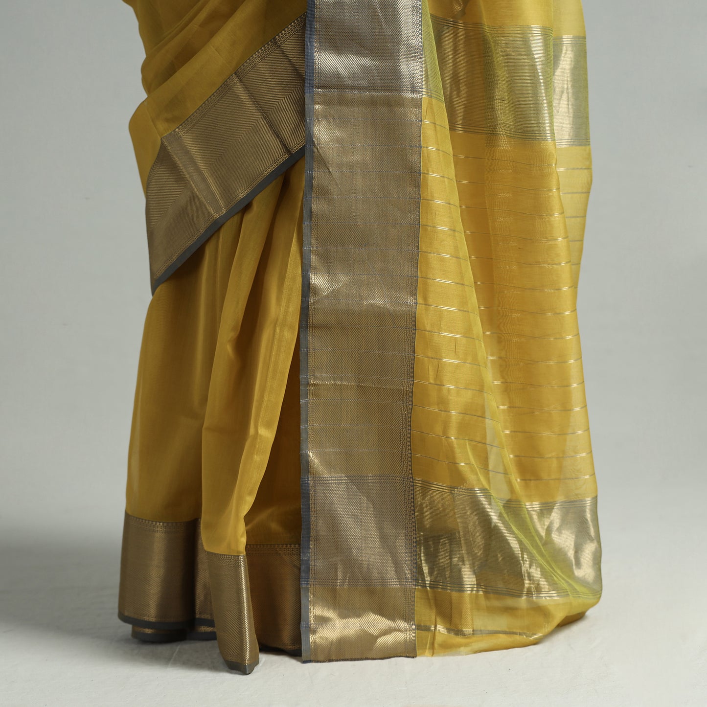 Yellow - Traditional Maheshwari Silk Handloom Zari Work Saree 34