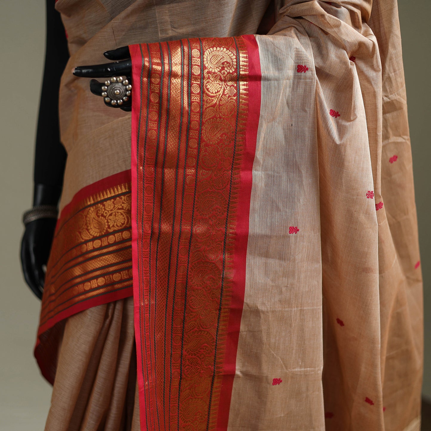 Beige - Kanchipuram Buti Cotton Saree with Border 02