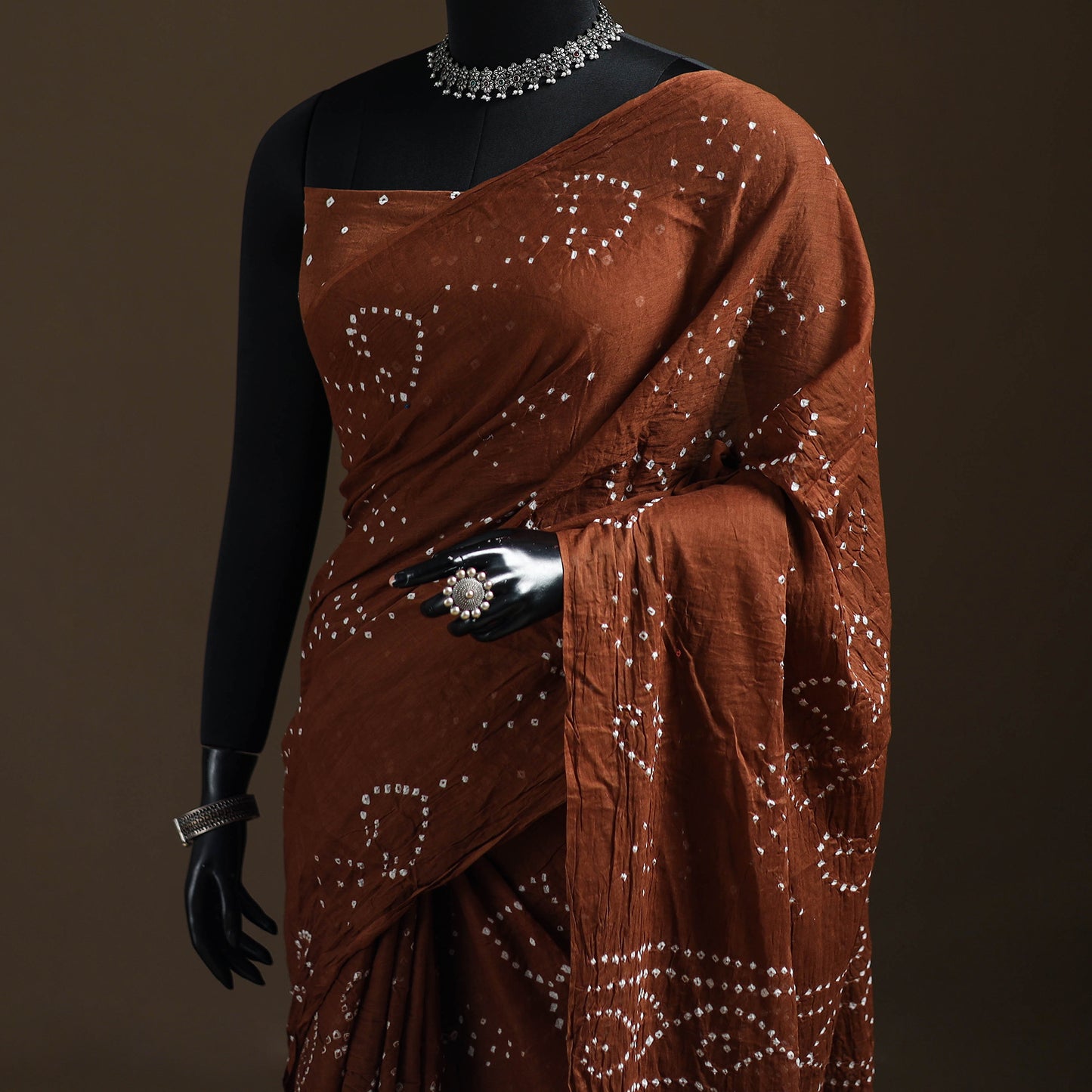 Brown - Kutch Tie-Dye Pure Mul Cotton Rai Bandhani Saree with Blouse Piece 04