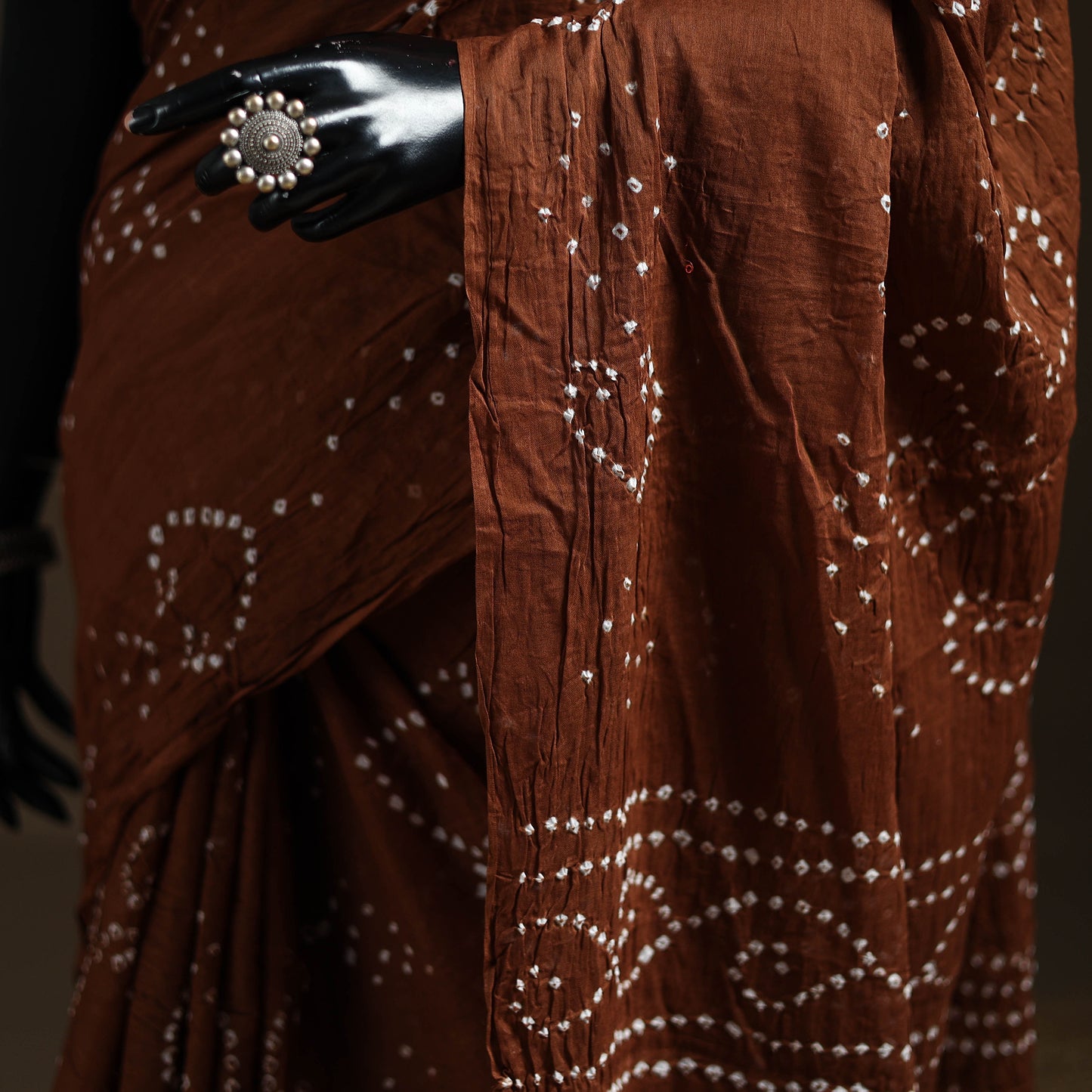 Brown - Kutch Tie-Dye Pure Mul Cotton Rai Bandhani Saree with Blouse Piece 04