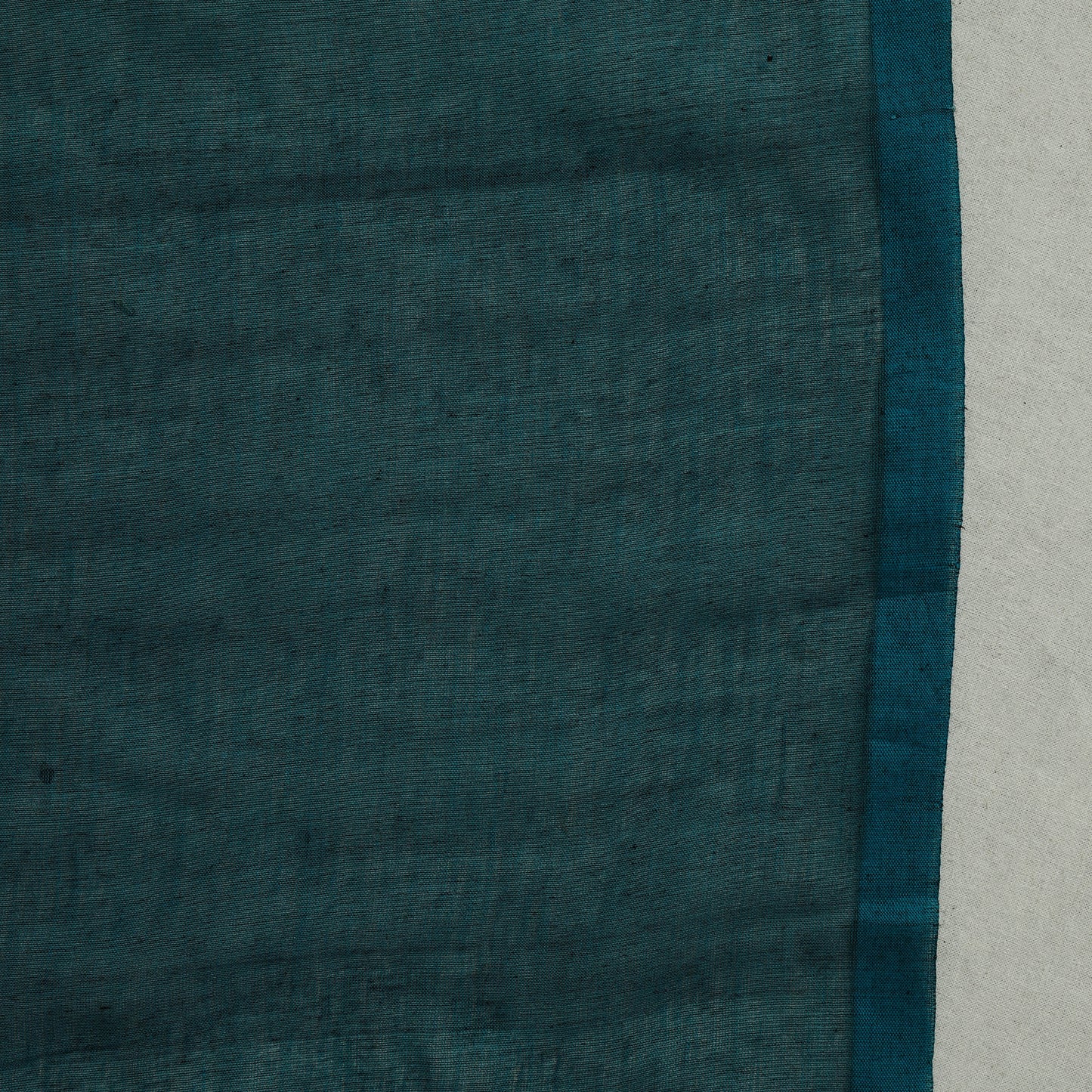 Handloom Pure Mul Cotton Phulia Jamdani Saree with Tassels 03