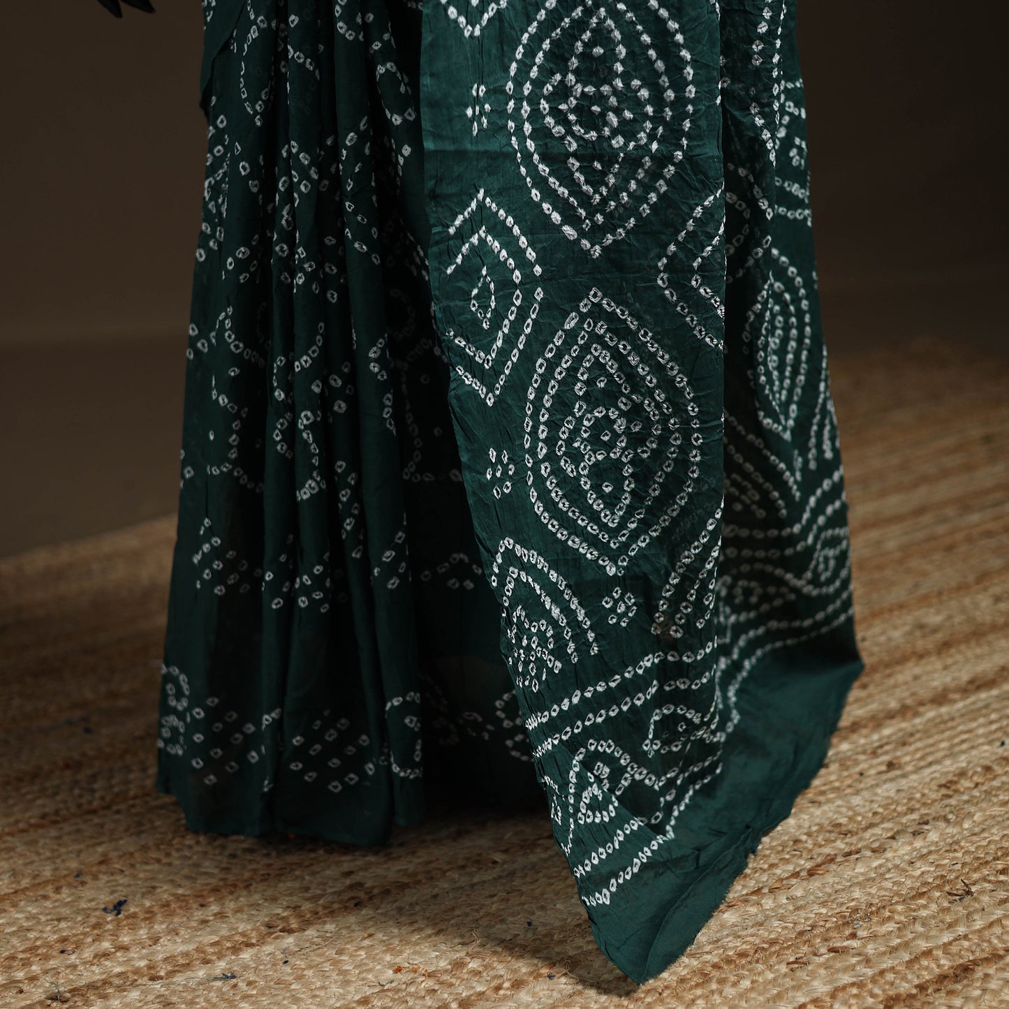 Green - Kutch Tie-Dye Pure Mul Cotton Rai Bandhani Saree with Blouse Piece 18