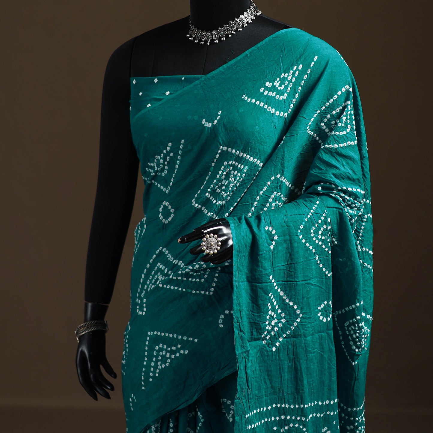 Green - Kutch Tie-Dye Pure Mul Cotton Rai Bandhani Saree with Blouse Piece 22