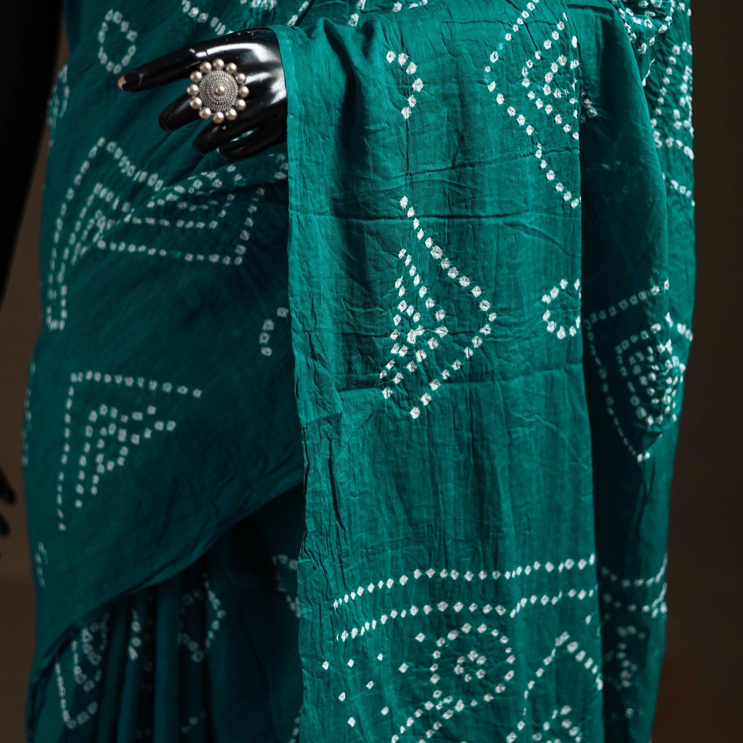 Green - Kutch Tie-Dye Pure Mul Cotton Rai Bandhani Saree with Blouse Piece 22