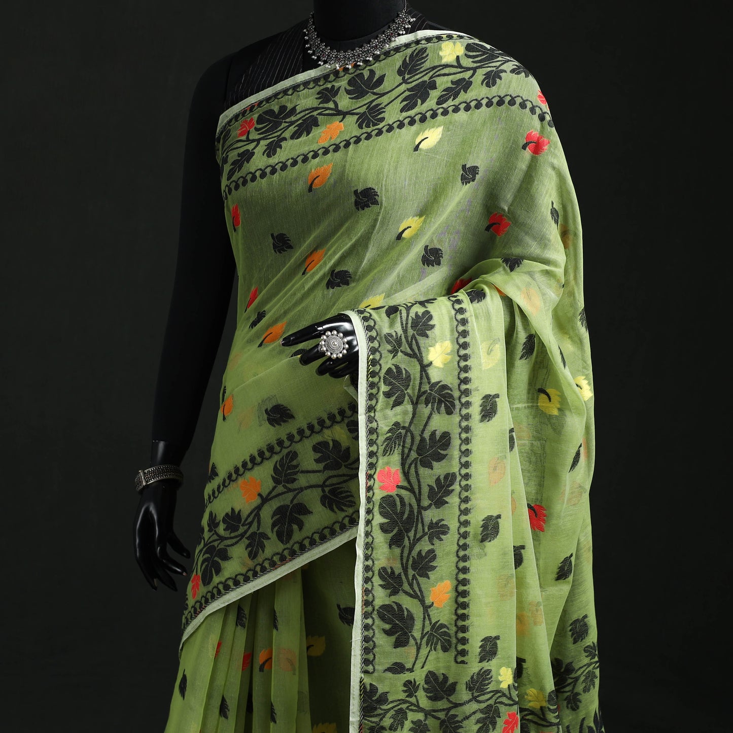 Silk Cotton Dhakai Jamdani Saree 09