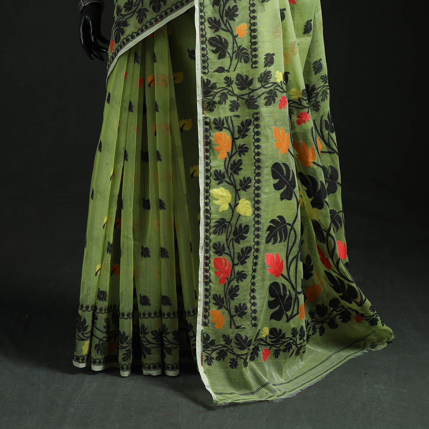 Silk Cotton Dhakai Jamdani Saree 09