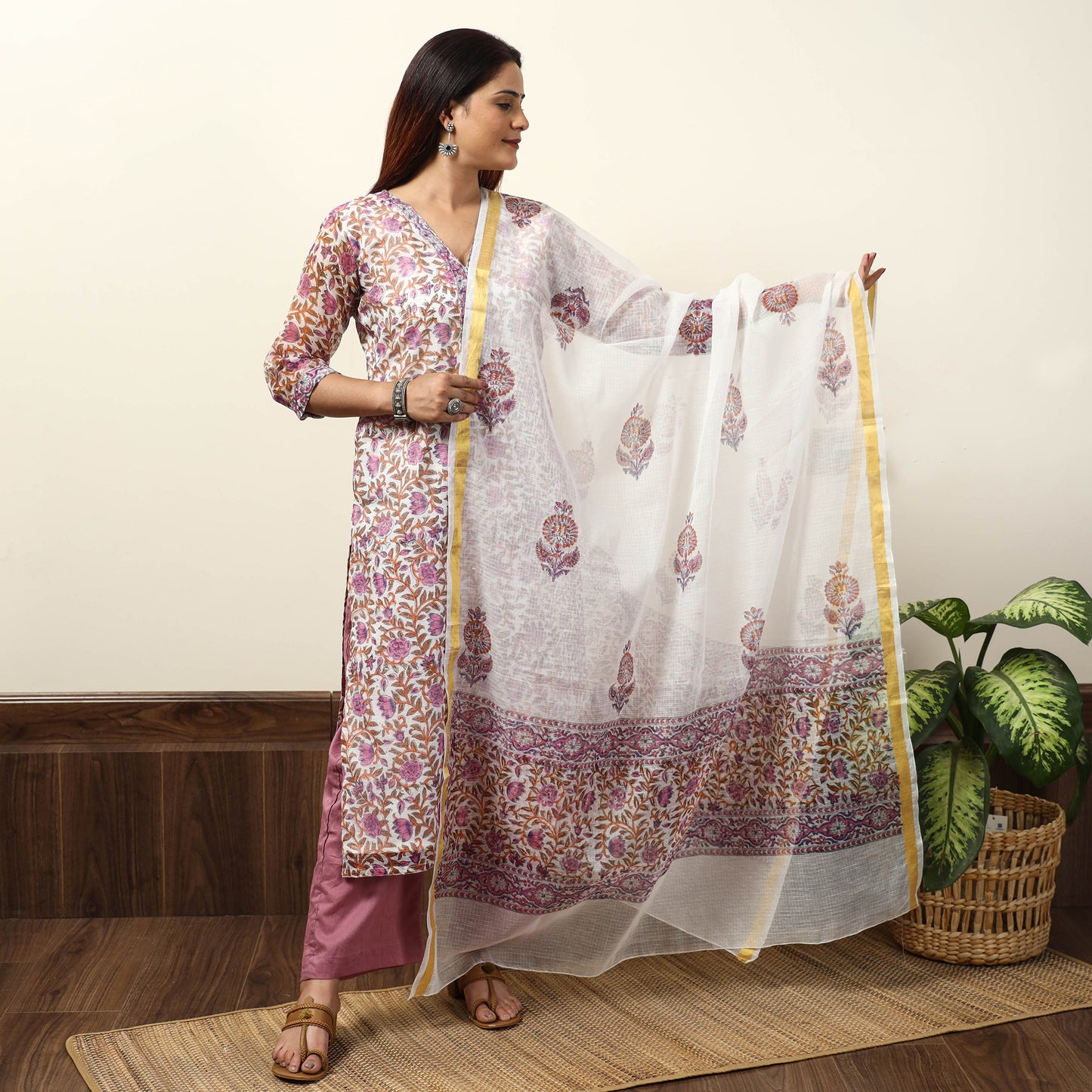 Sanganeri Kurta Set