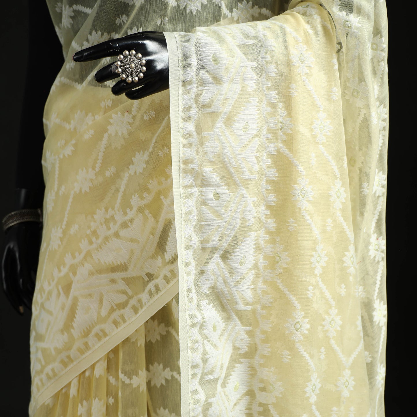 Silk Cotton Dhakai Jamdani Saree 03