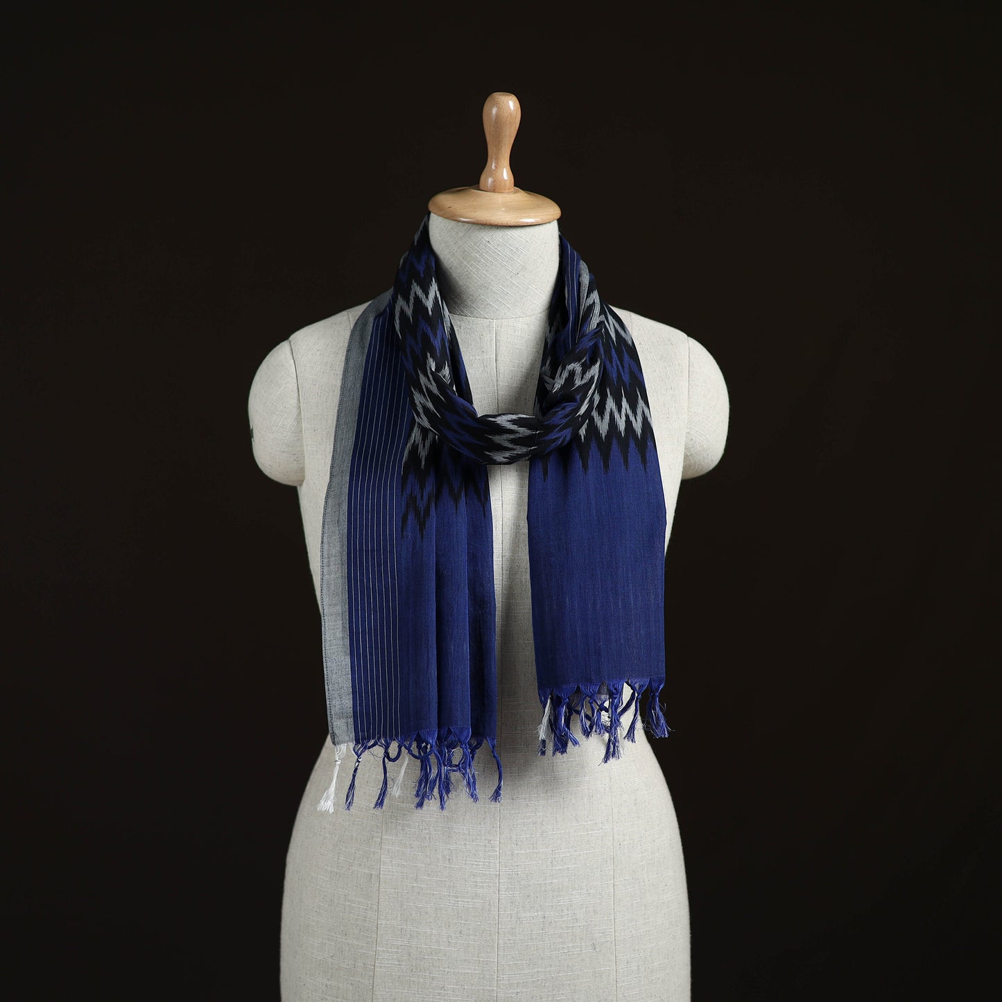 Pochampally Ikat Weave Cotton Stole 12