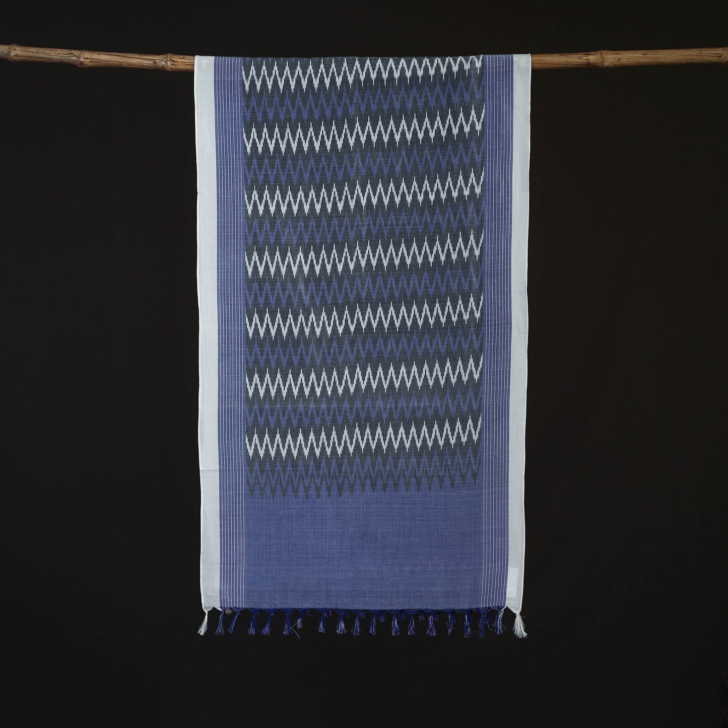 Pochampally Ikat Weave Cotton Stole 08