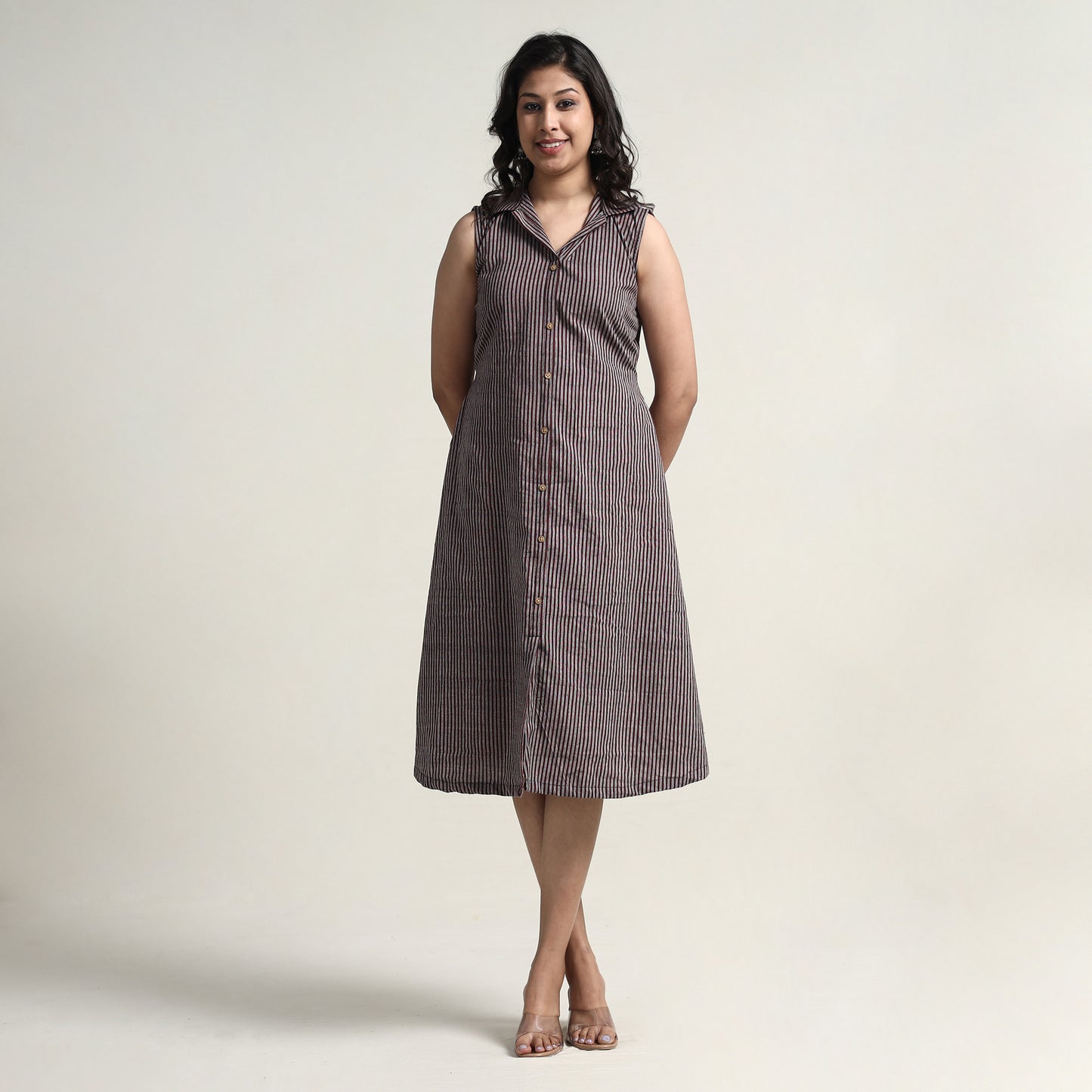 Buy Plain Handloom Cotton Collared Neck Buttoned Down Dress Online l iTokri.com