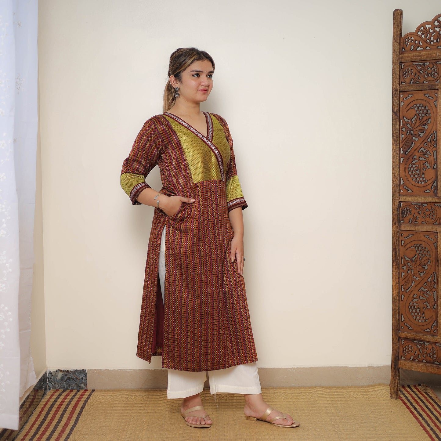 Traditional Khun Straight Kurta for Women