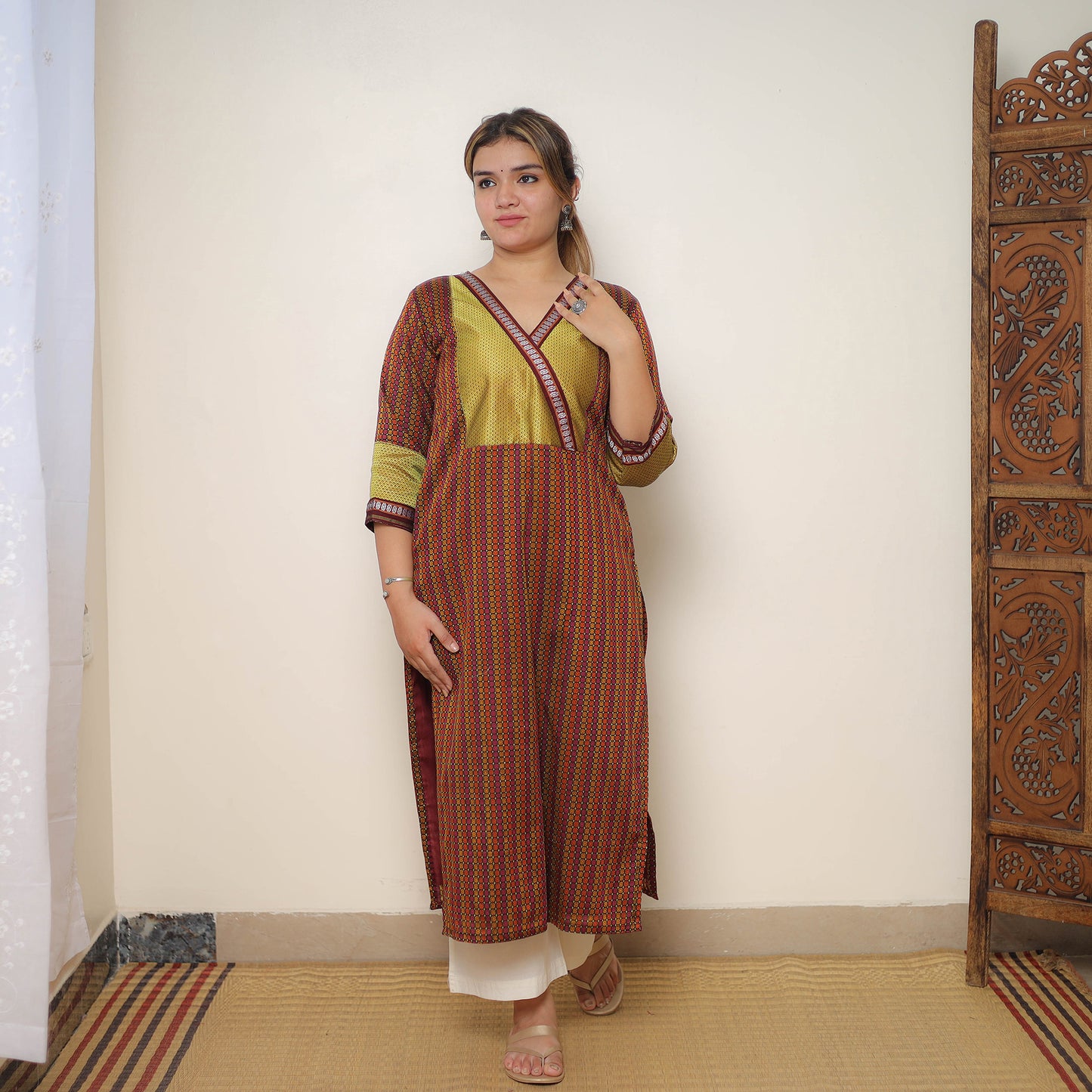 Traditional Khun Straight Kurta for Women