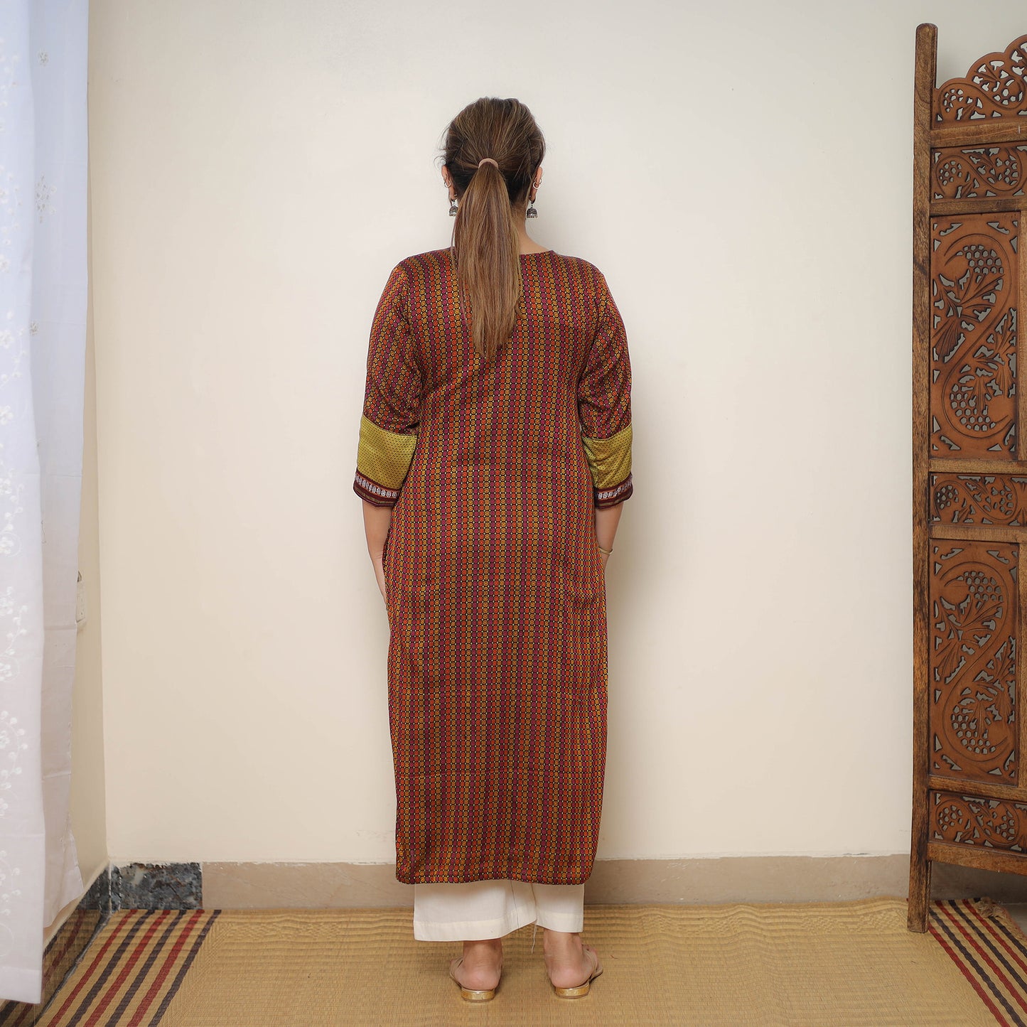 Traditional Khun Straight Kurta for Women