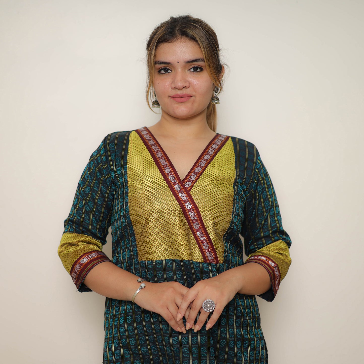 Traditional Khun Straight Kurta for Women