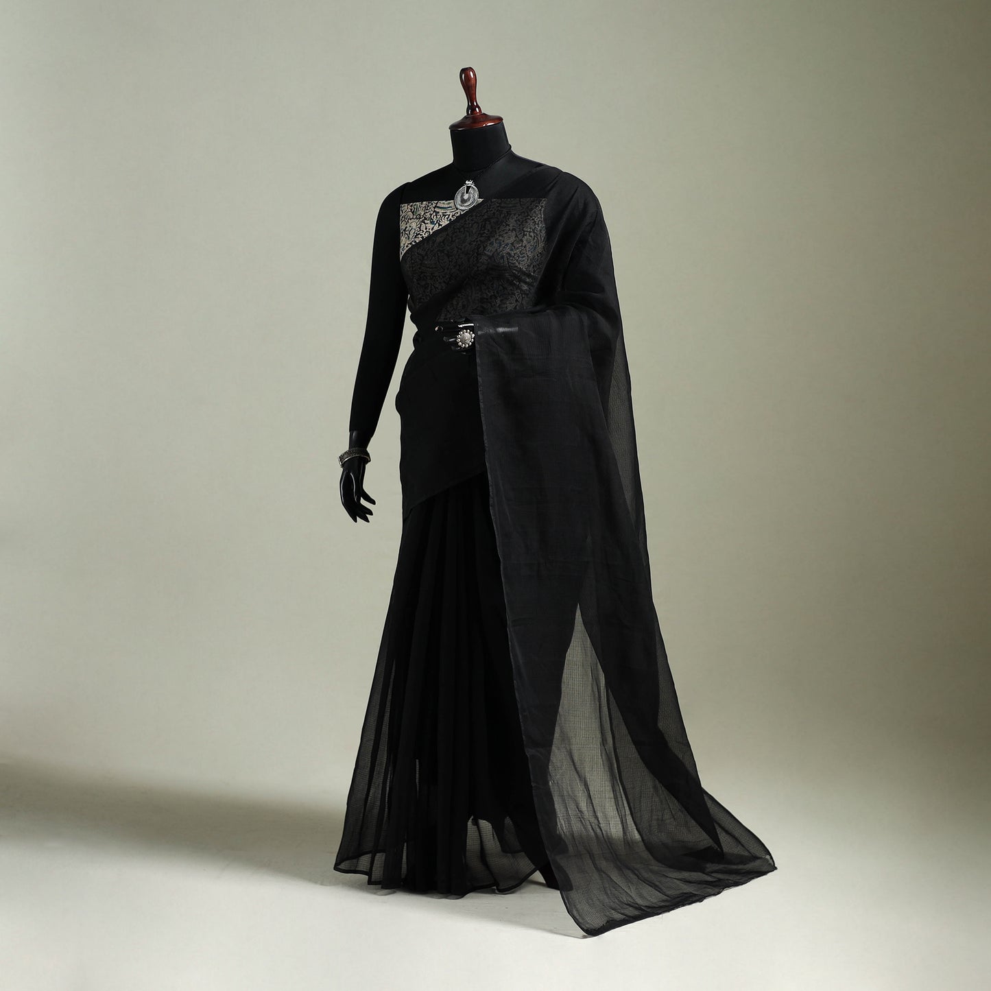 Black - Nazaakat Kota Doria Cotton Plain Saree with Blouse & Jewellery Set 04