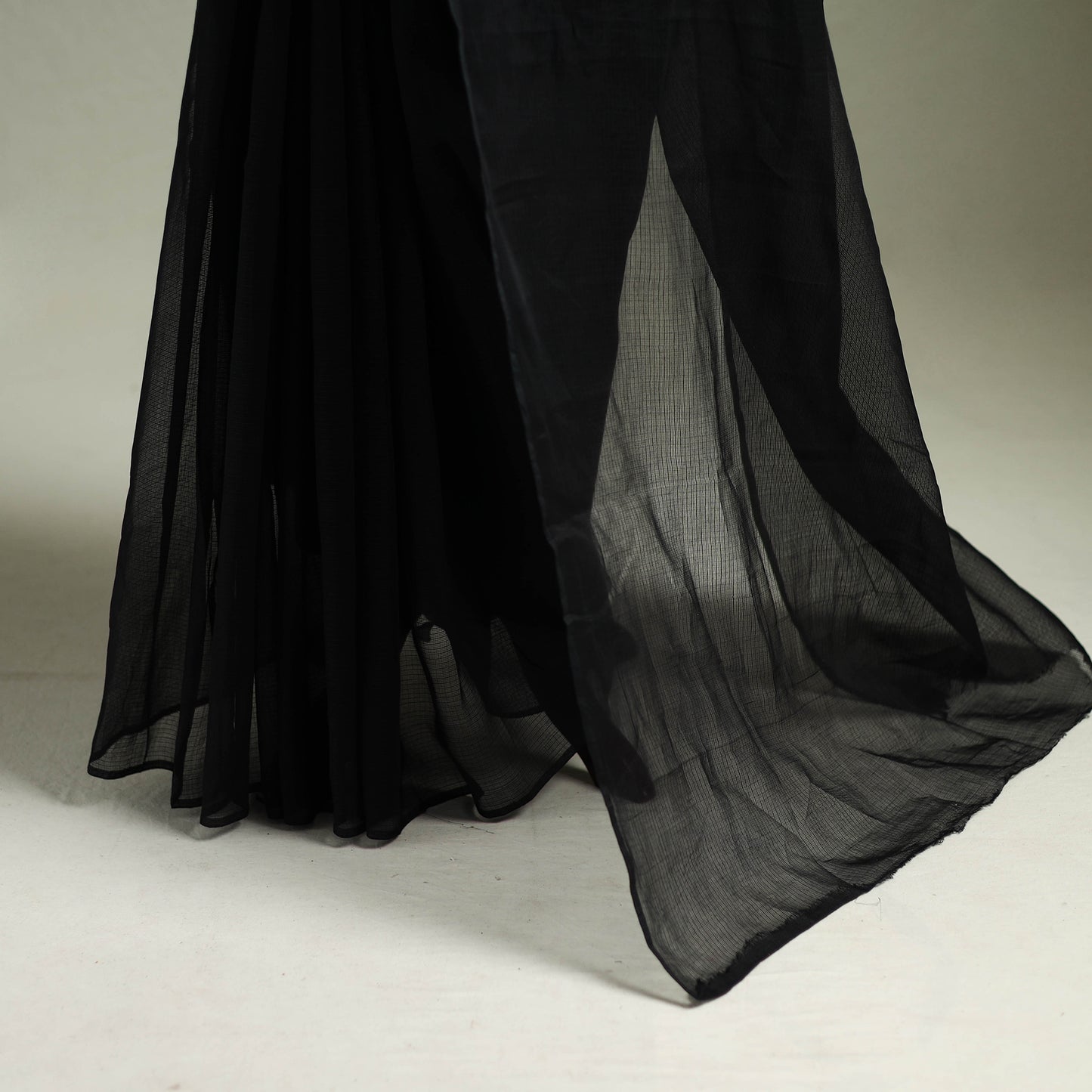 Black - Nazaakat Kota Doria Cotton Plain Saree with Blouse & Jewellery Set 04