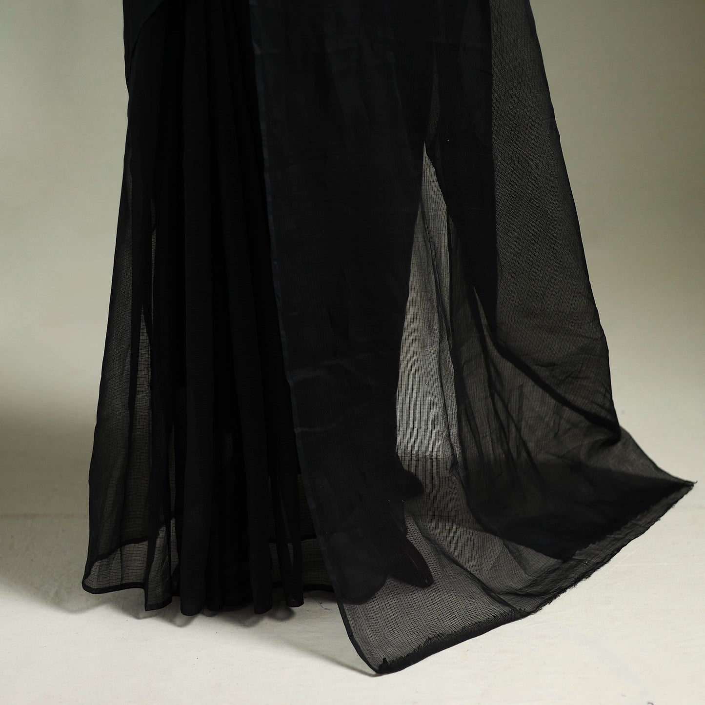 Black - Nazaakat Kota Doria Cotton Plain Saree with Blouse & Jewellery Set 12