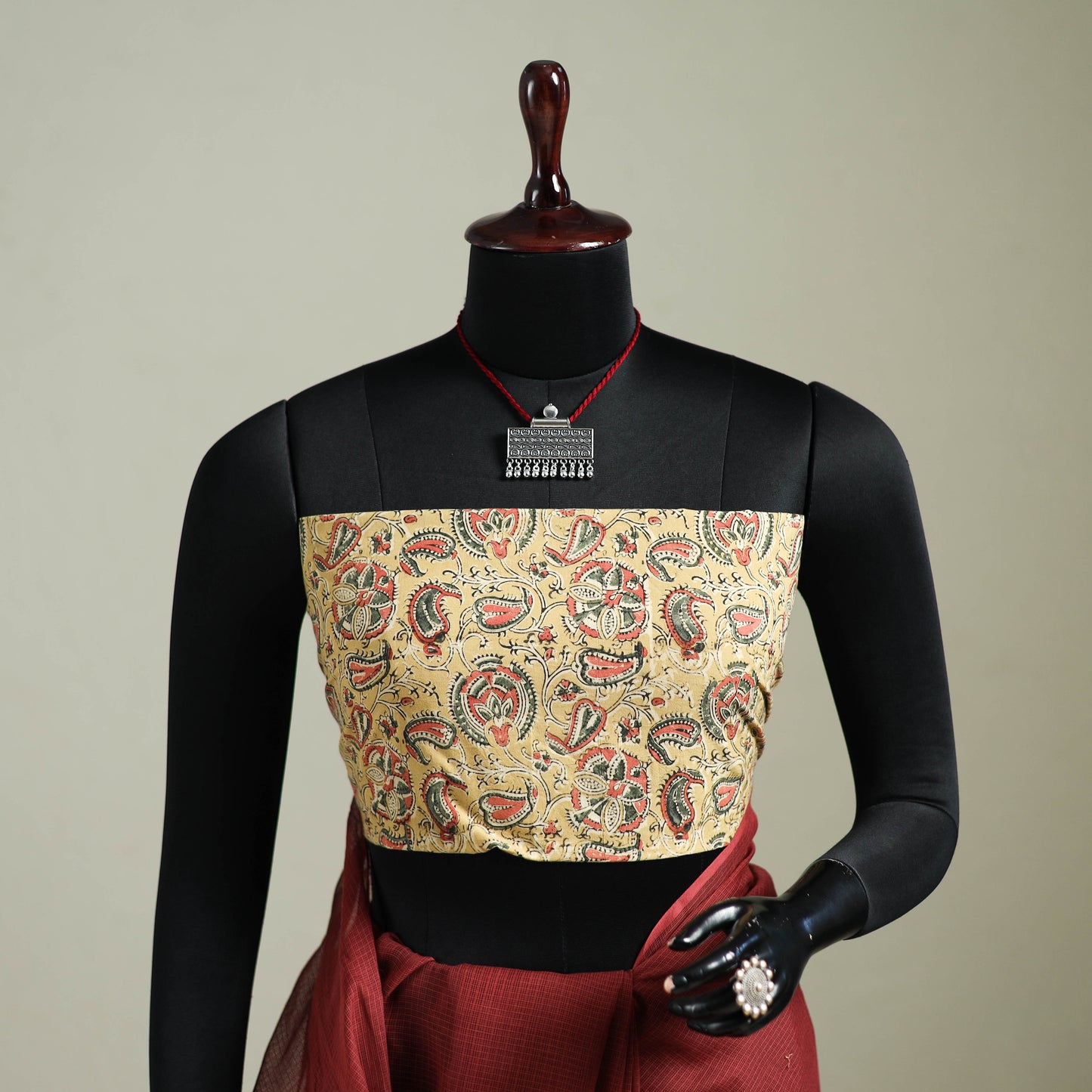 Red - Nazaakat Kota Doria Cotton Plain Saree with Blouse & Jewellery Set 101