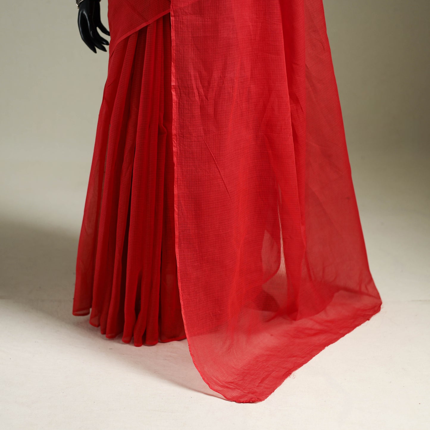 Red - Nazaakat Kota Doria Cotton Plain Saree with Blouse & Jewellery Set 103