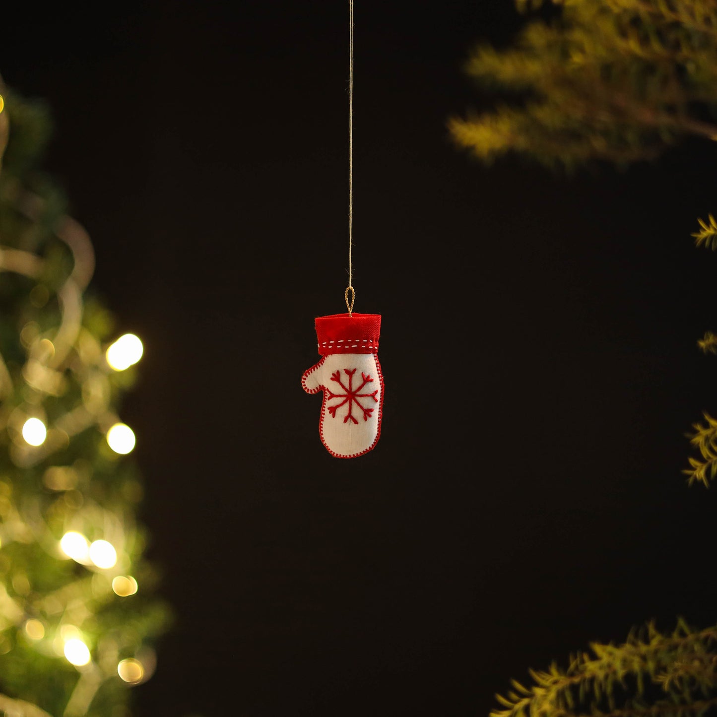 Mitten - Handmade Threadwork Stuffed Christmas Ornament