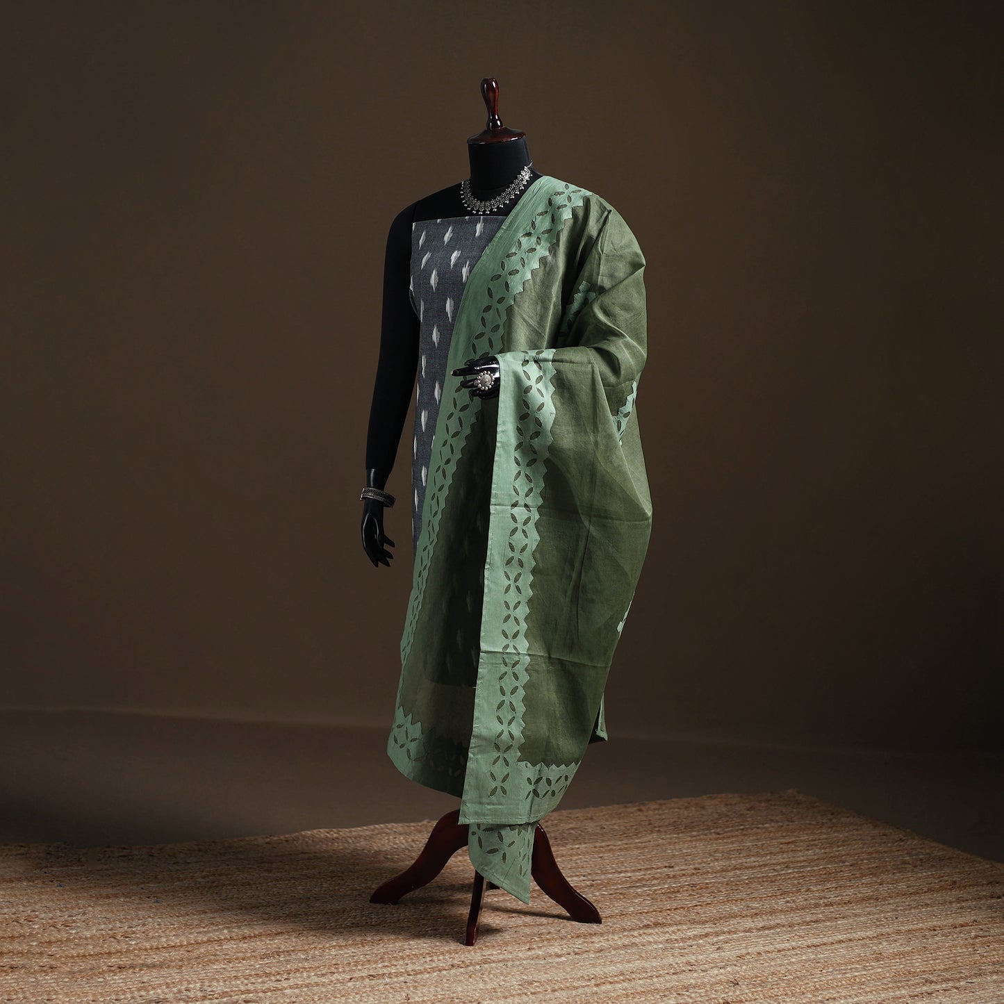 Green - Pure Cotton Barmer Cutwork Applique Dupatta 44