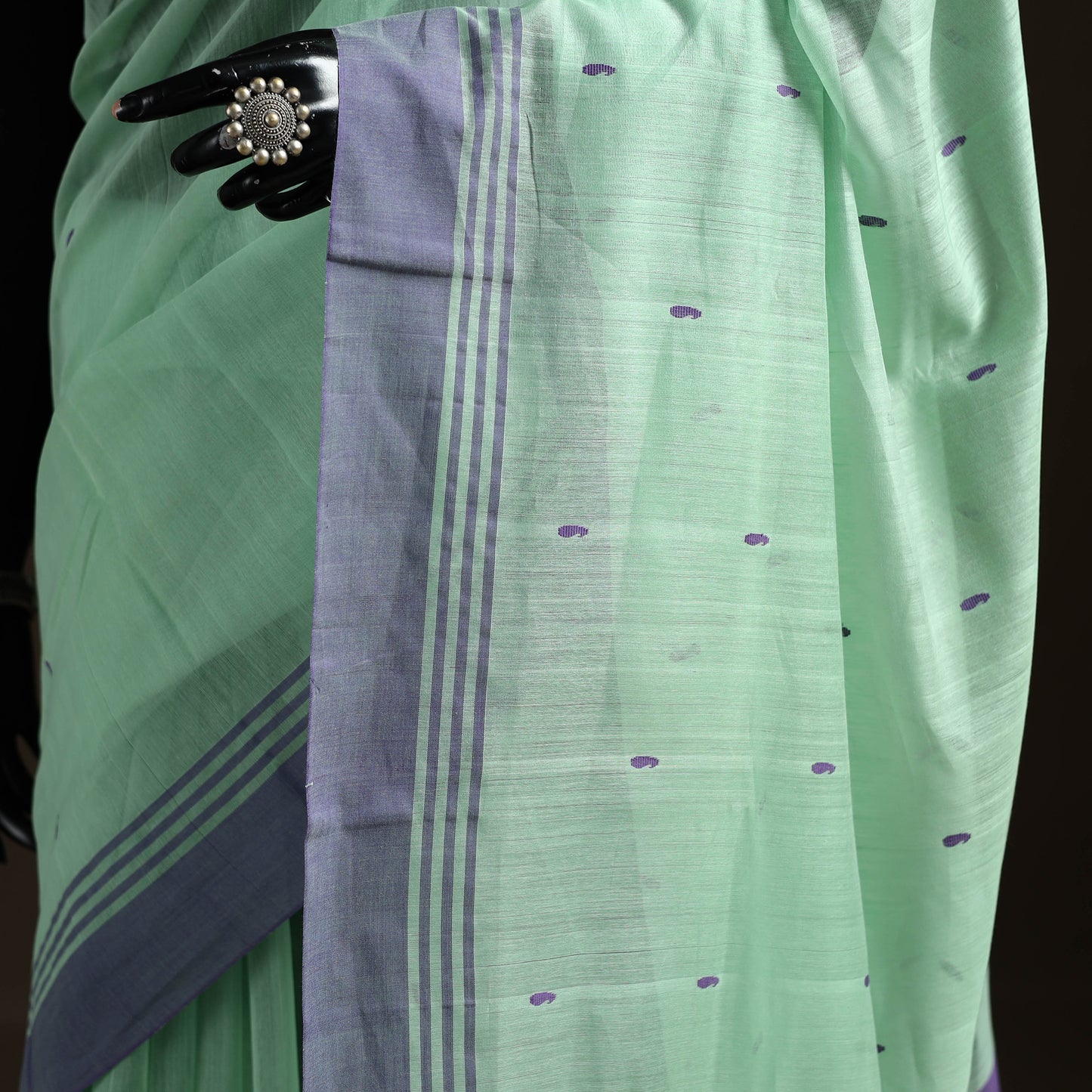 Green - Pure Handloom Cotton Thread Buti Chanderi Saree 08